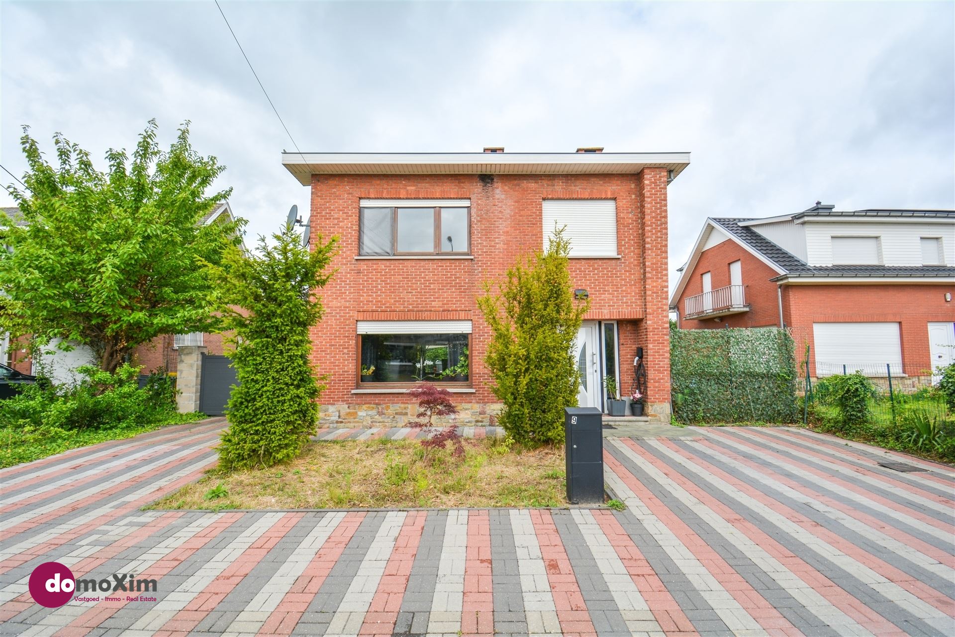 Instapklare woning met 3 slaapkamers en tuin in een rustige buurt foto {{pictureIndex}}