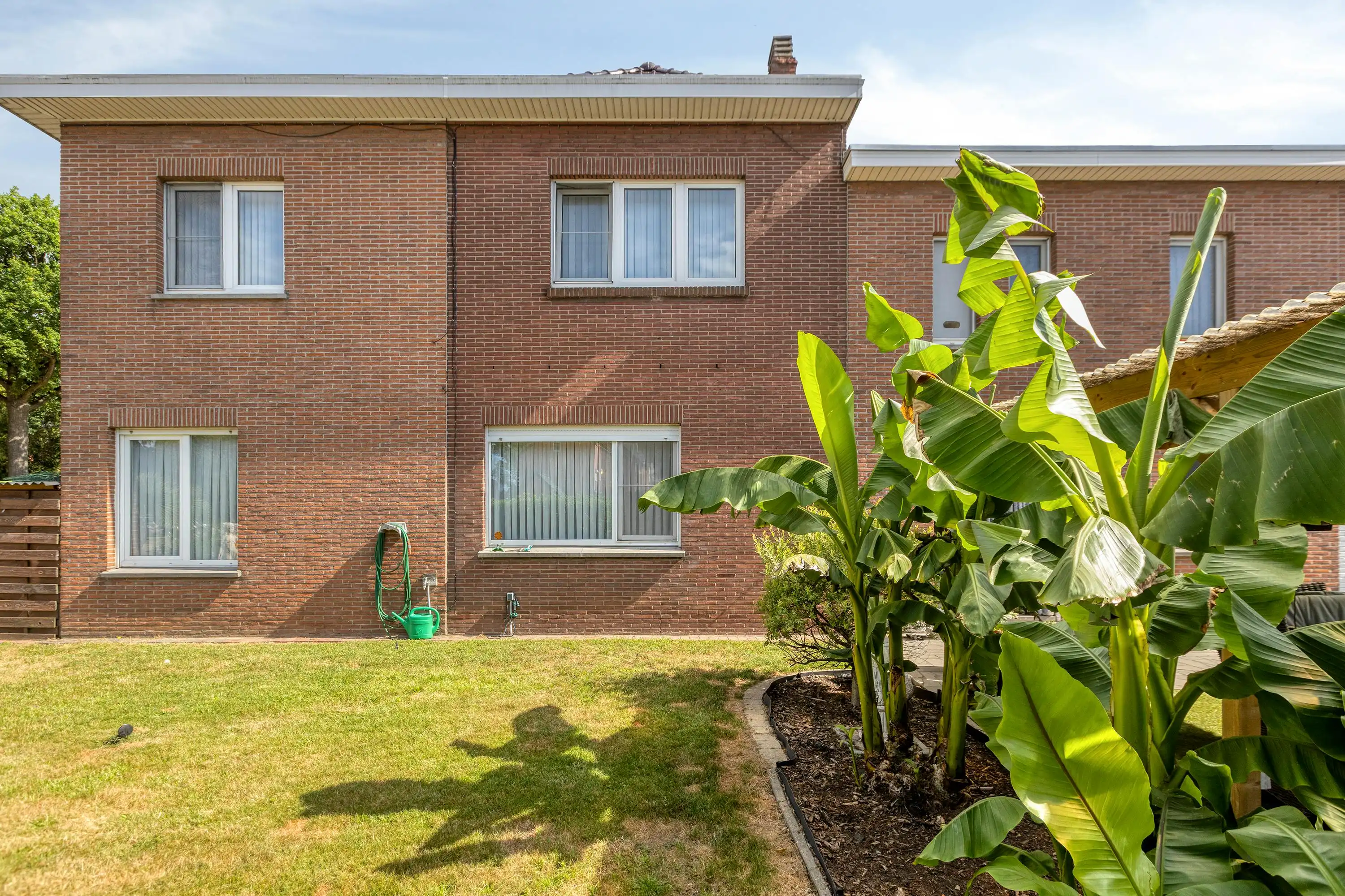 3 woningen als één geheel te koop op toplocatie in Zonhoven foto 18