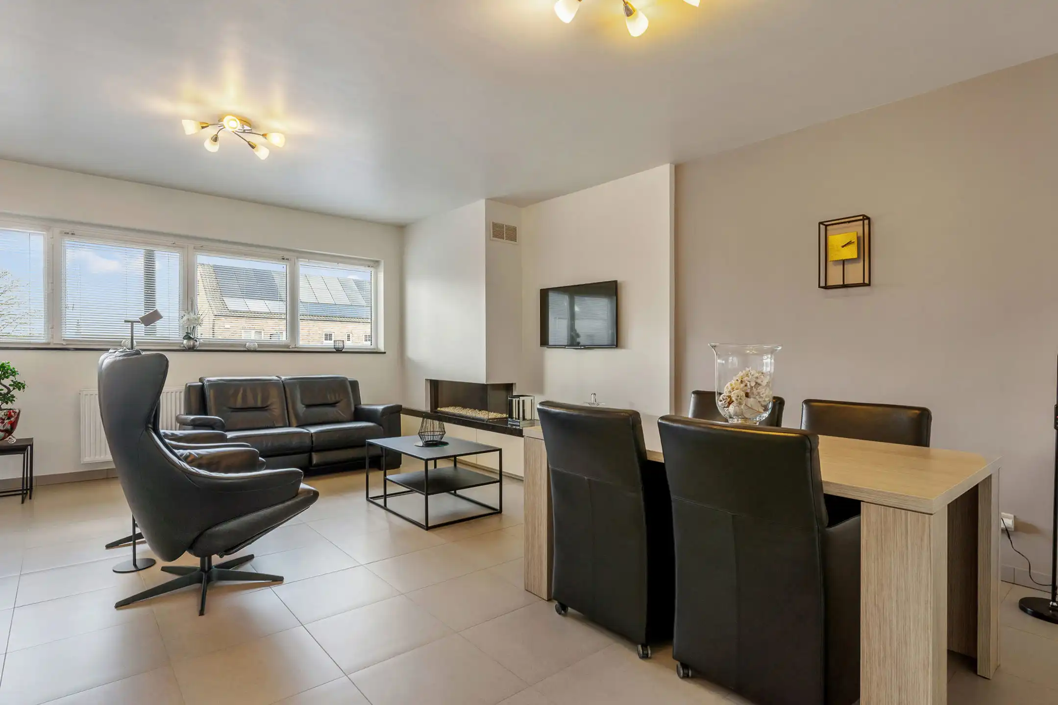 Perfect onderhouden duplex in het hart van Riemst foto 2