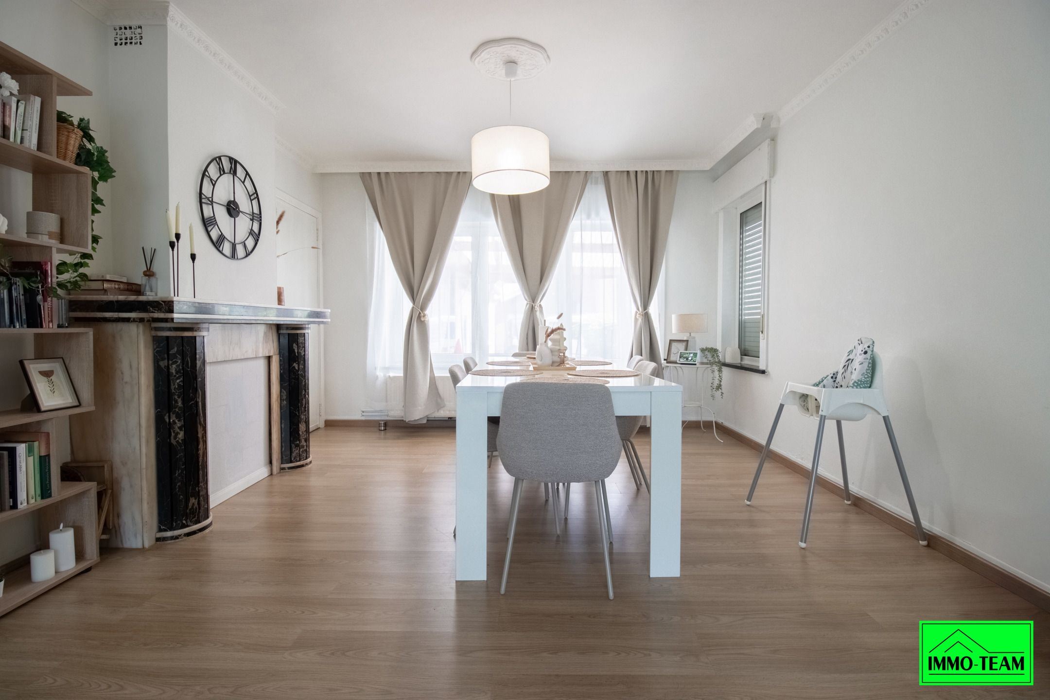 Charmante 3-gevelwoning nabij centrum Roosdaal foto 3