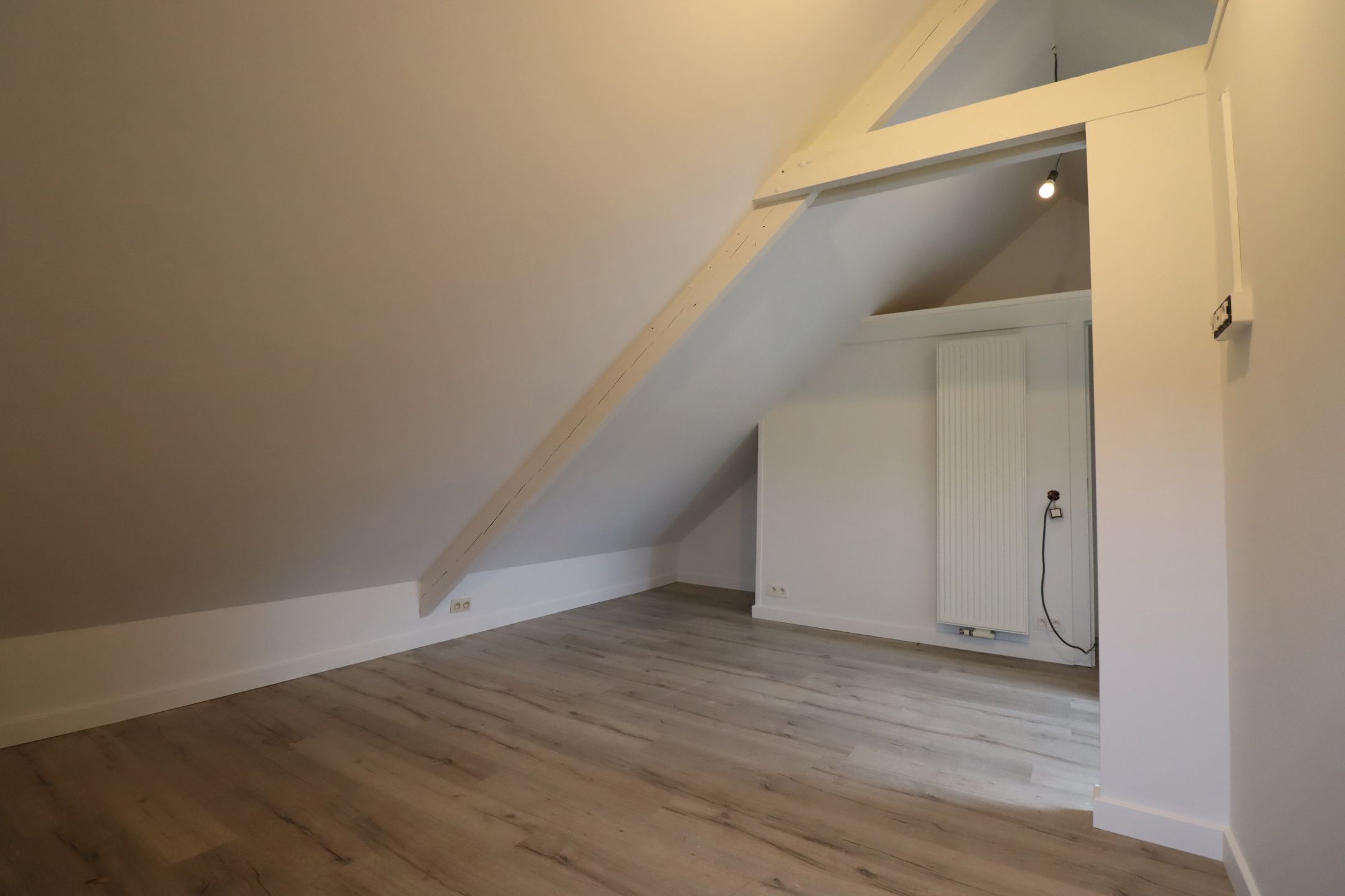Gerenoveerde woning met tuin, garage en zwemvijver in Hingene foto 7