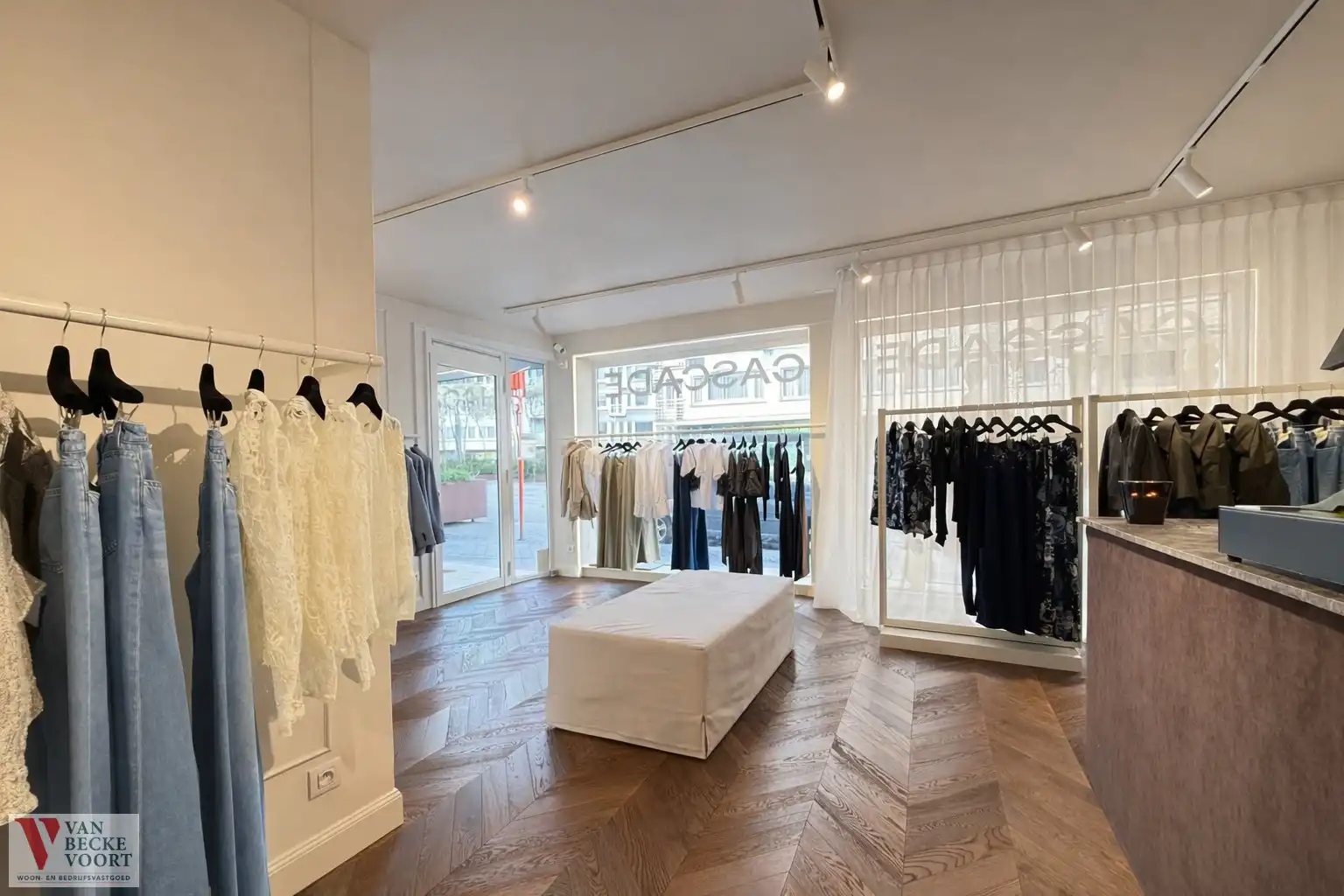 Standingvolle handelsruimte 50m² centrum Oostende foto 12