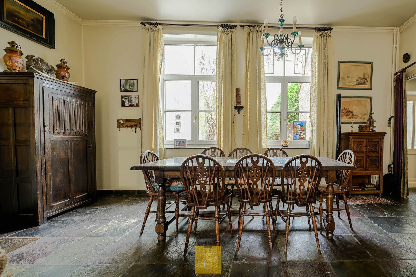 Droomligging ! 16e-17e eeuws breedhuis met stadstuin en fietsenpoortje, hartje Brugge, vlakbij het Prinsenhof foto 10