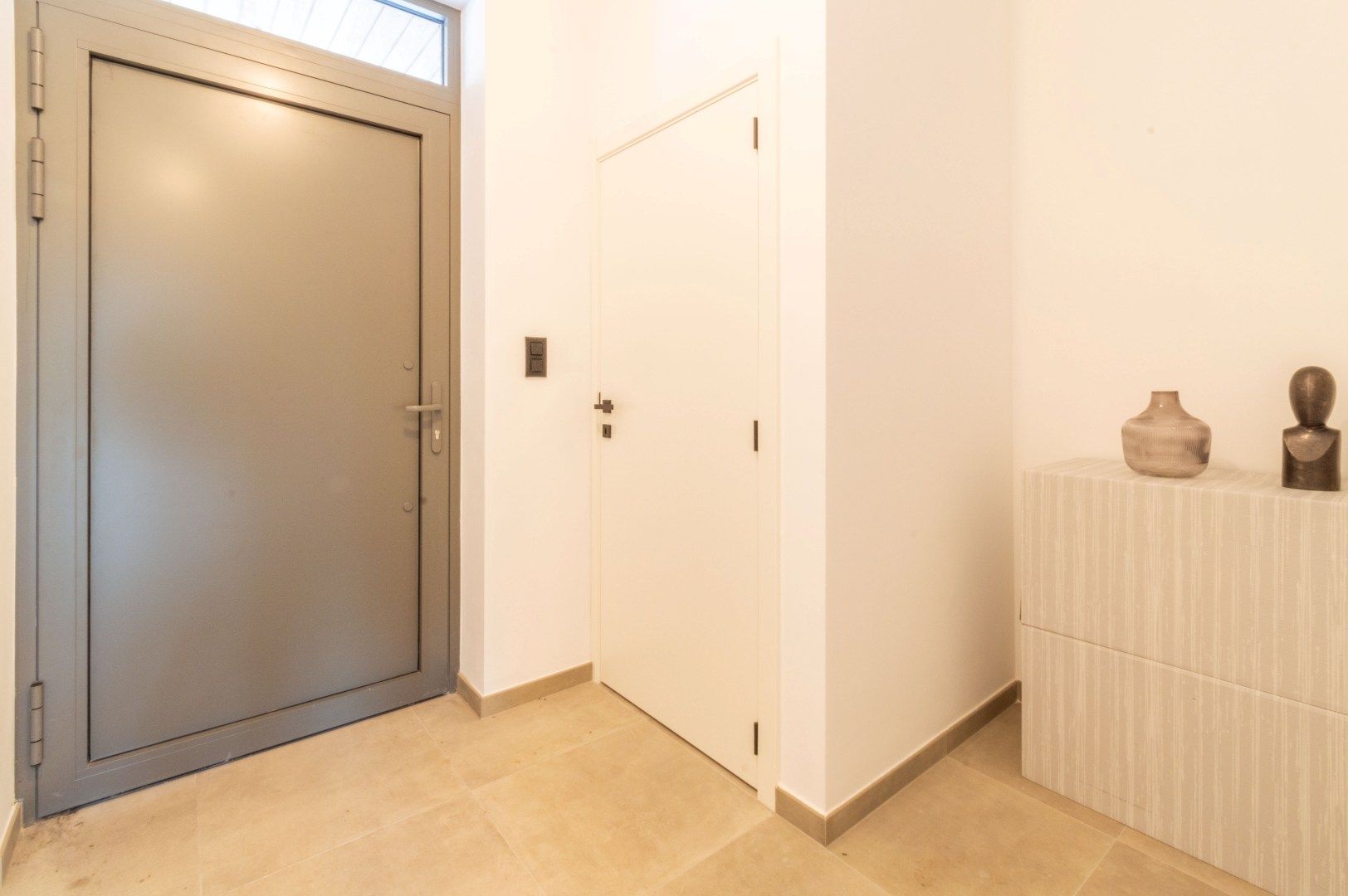 Nieuwbouwwoning met 3 slaapkamers, garage en tuin  foto 2