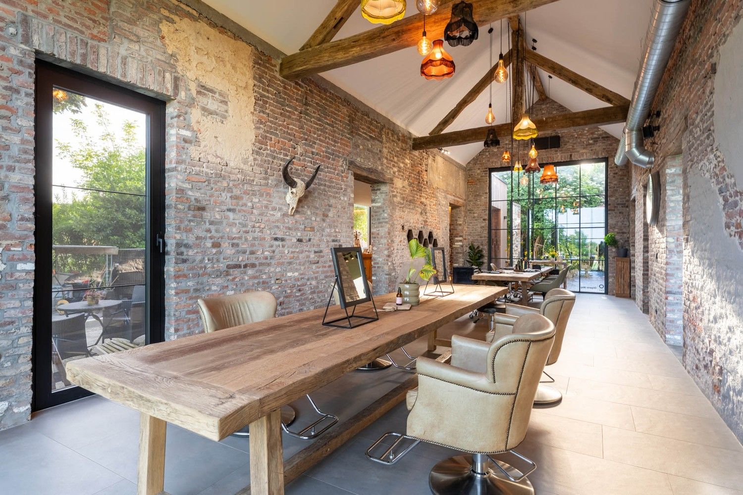 Karaktervol herenhuis met modern comfort in een groene, landelijke setting foto 10