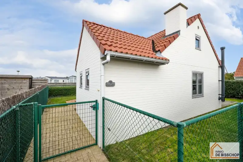 Prachtige vakantiewoning met 3 slaapkamers op wandelafstand van zee foto 6