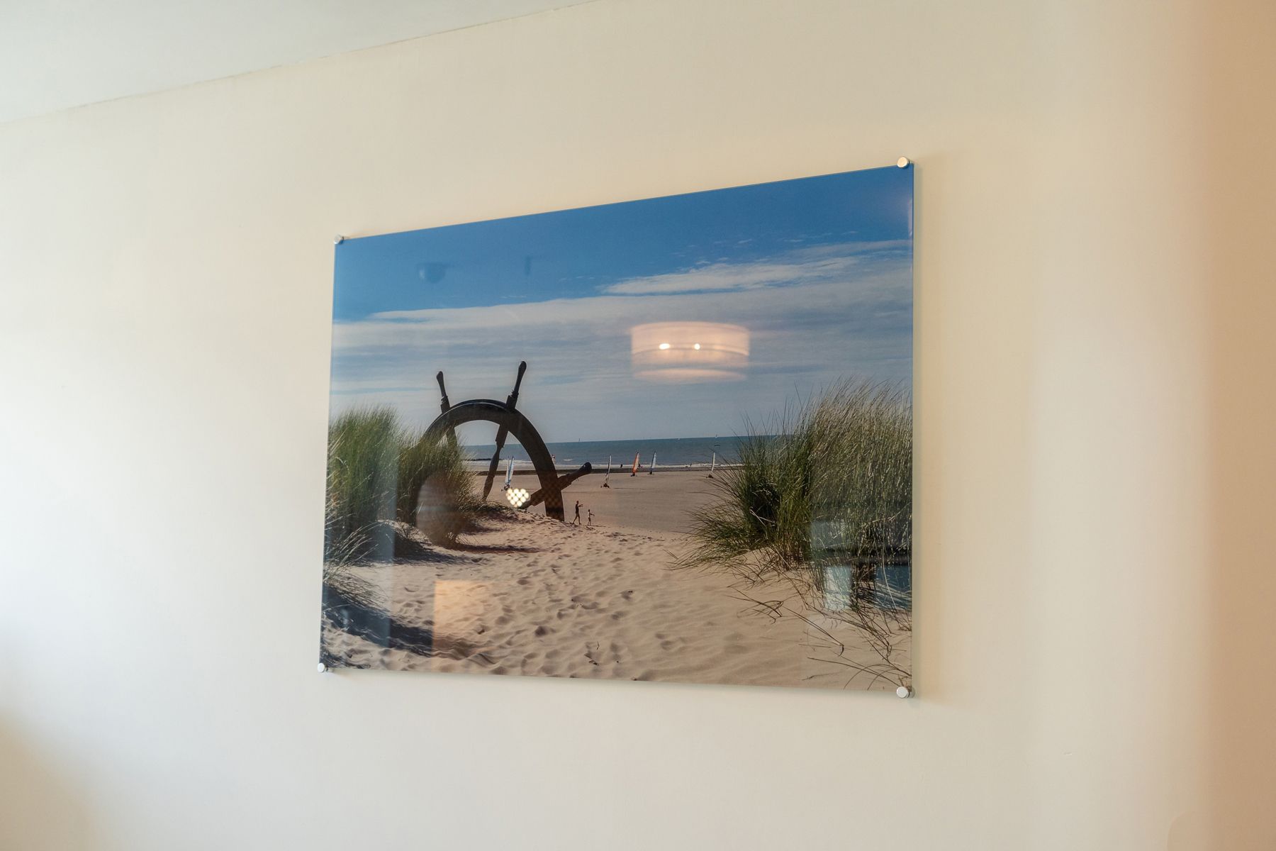 Recent appartement met autostaanplaats en berging foto 15