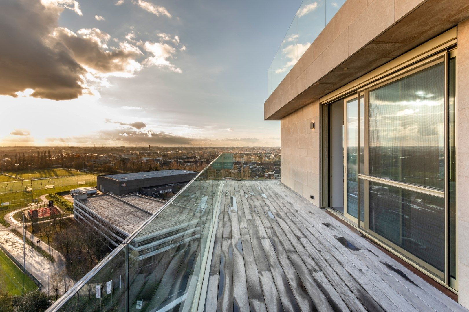 Luxueus nieuw appartement met 3 slaapkamers in de exclusieve woontorens te Waregem. foto 14