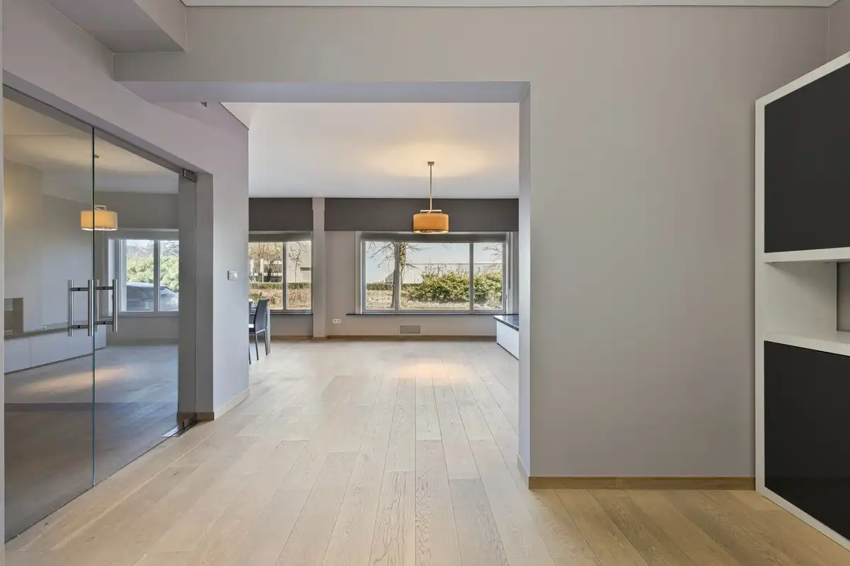 Charmant gelijkvloersappartement met zicht op de Leie, vlak bij het Sint-Pietersstation foto 4