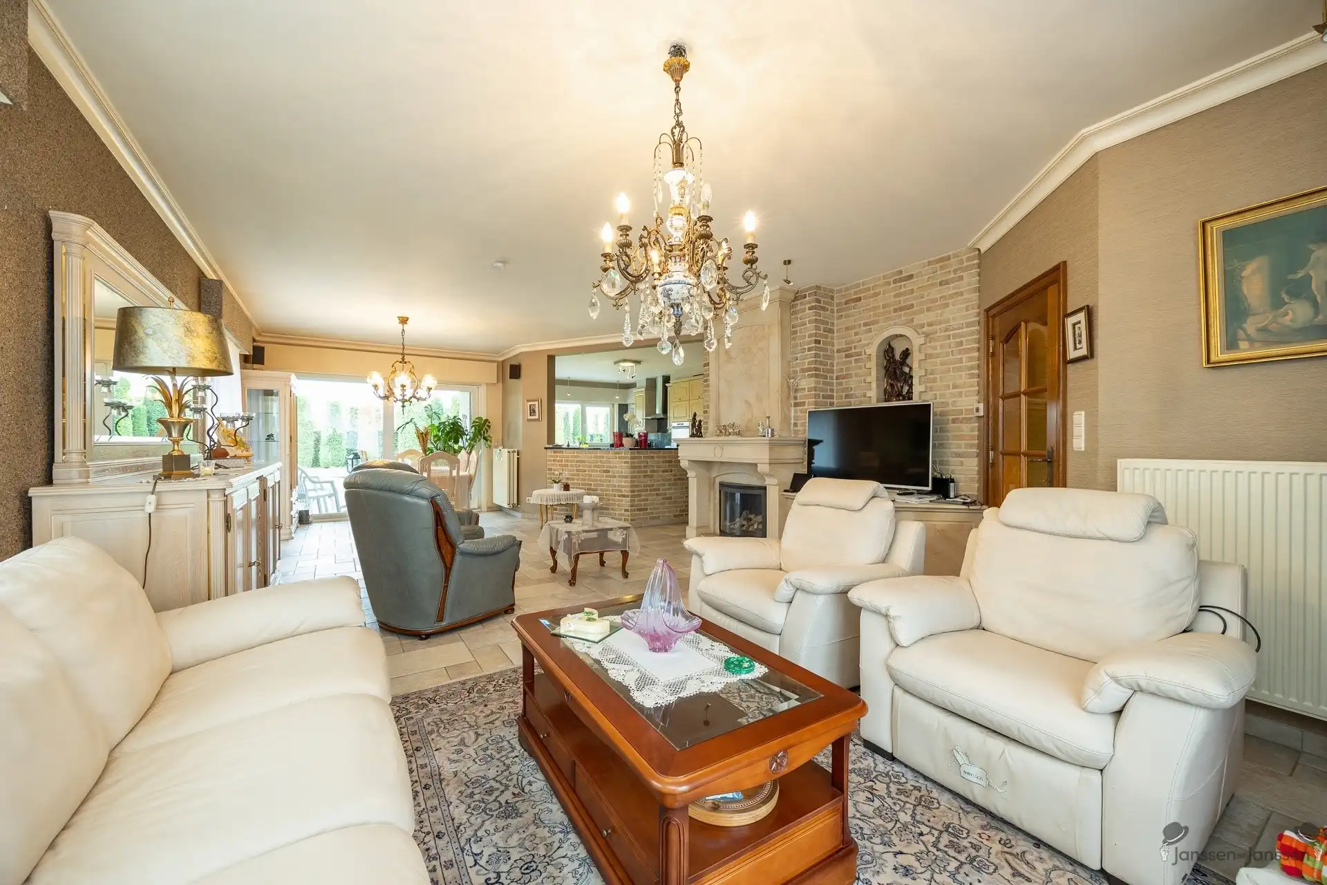 Rustig gelegen bungalow op 1600m² terrein  foto 7