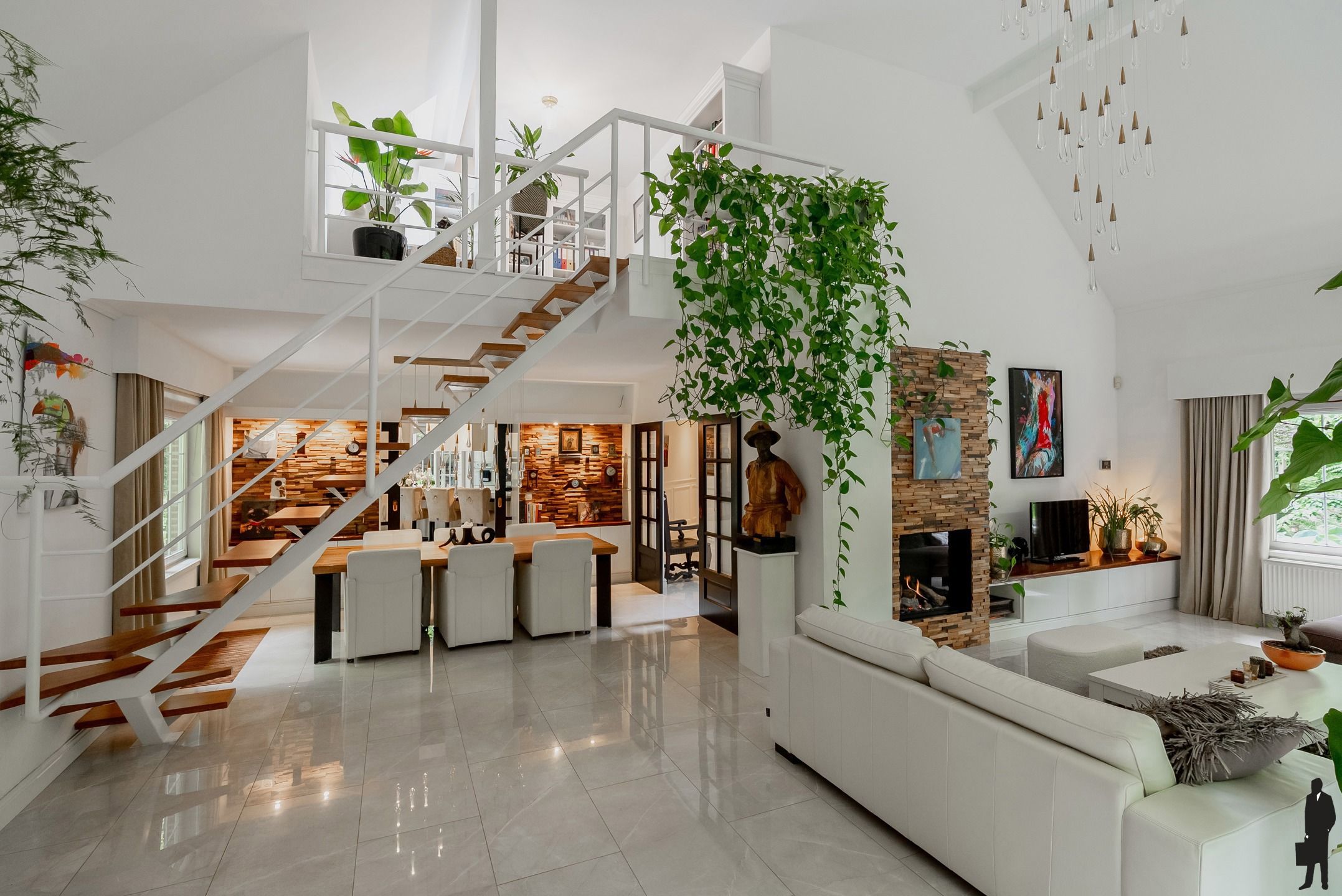 Exclusieve villa met zwemvijver op 2.543 m² foto 10