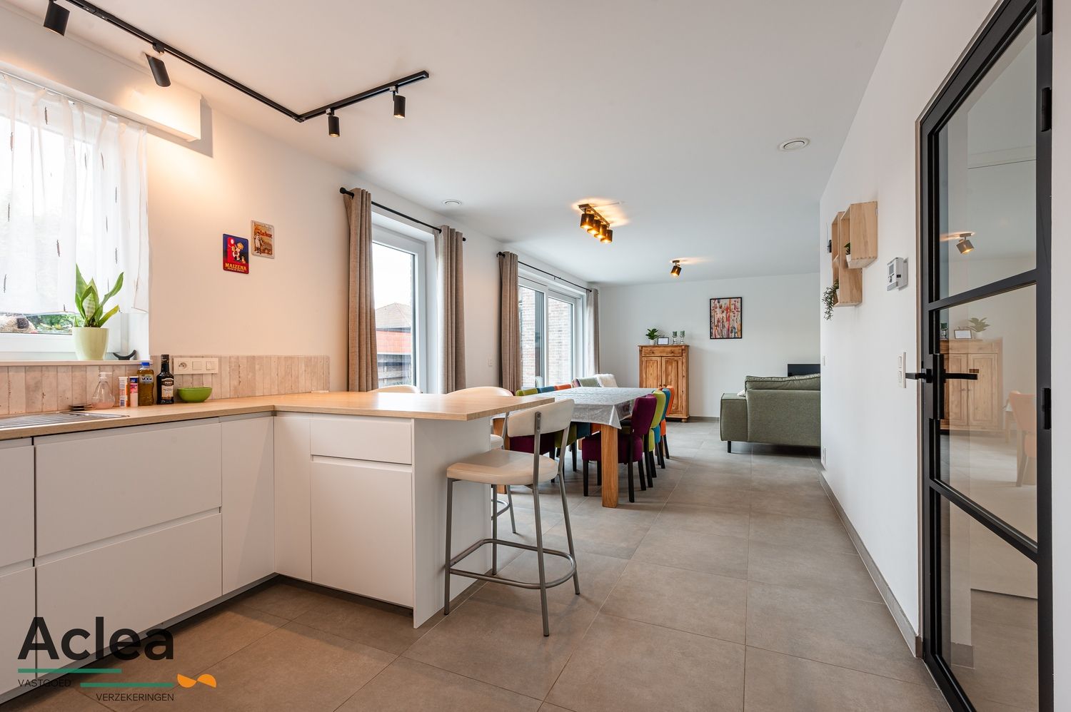 Moderne woning met 3 slaapkamers foto 8