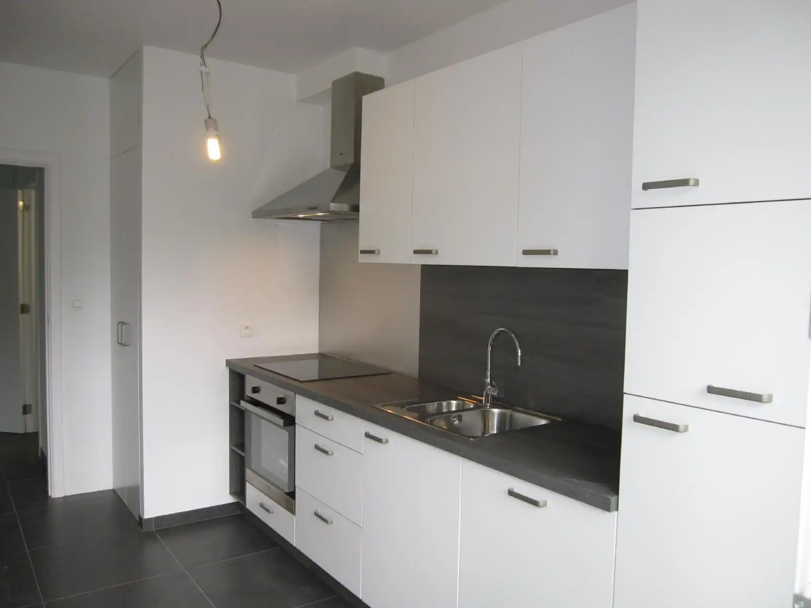 Ruim 3-slpk. appartement met garage foto 2