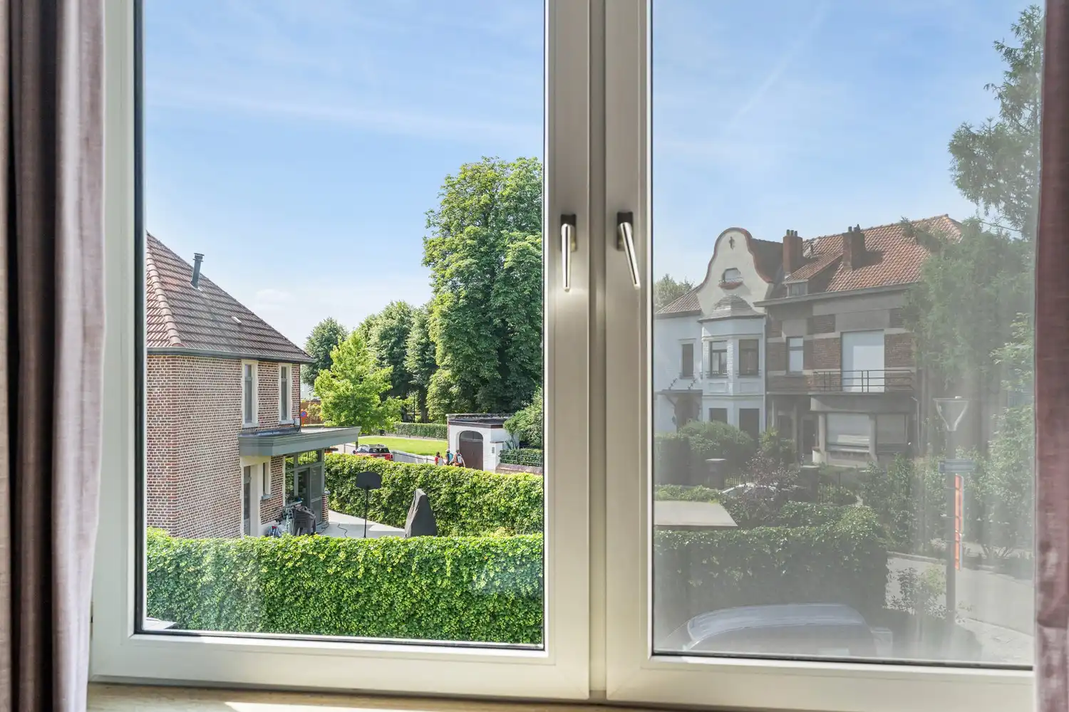 Karaktervolle gezinswoning met 4 slaapkamers in de gegeerde Matadiwijk foto 15