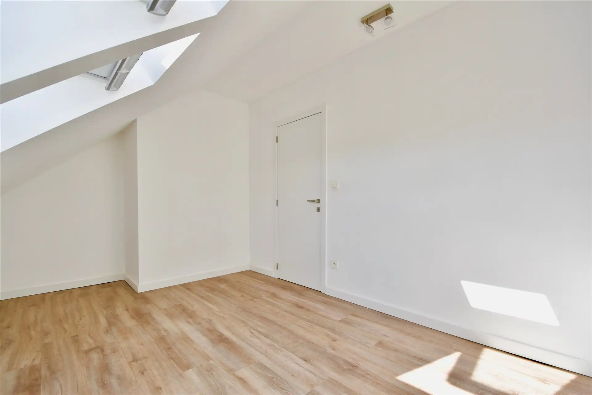 2-slaapkamerappartement met terras in Hamme foto 6