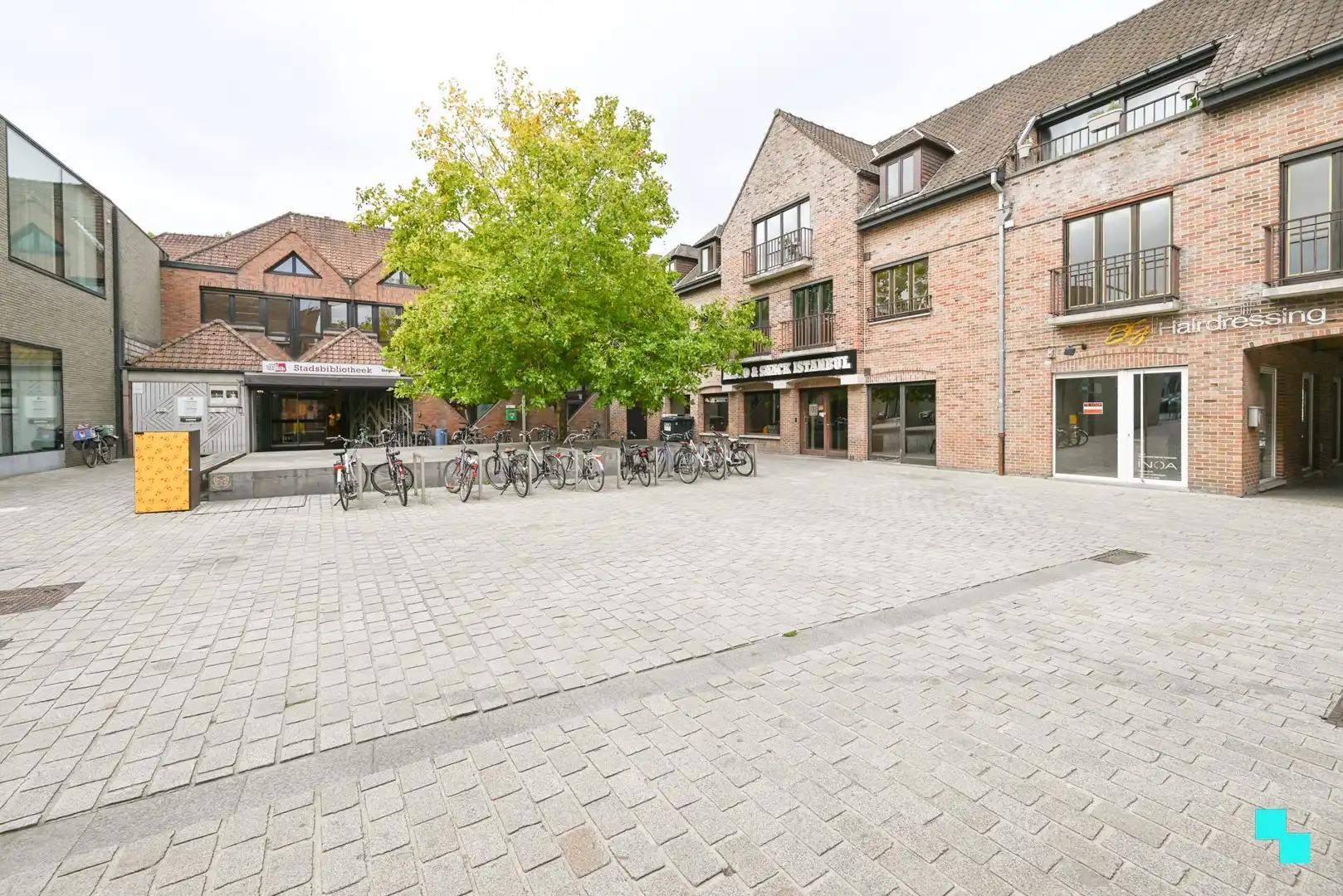 Drieslaapkamer appartement nabij de Grote Markt van Izegem foto 9