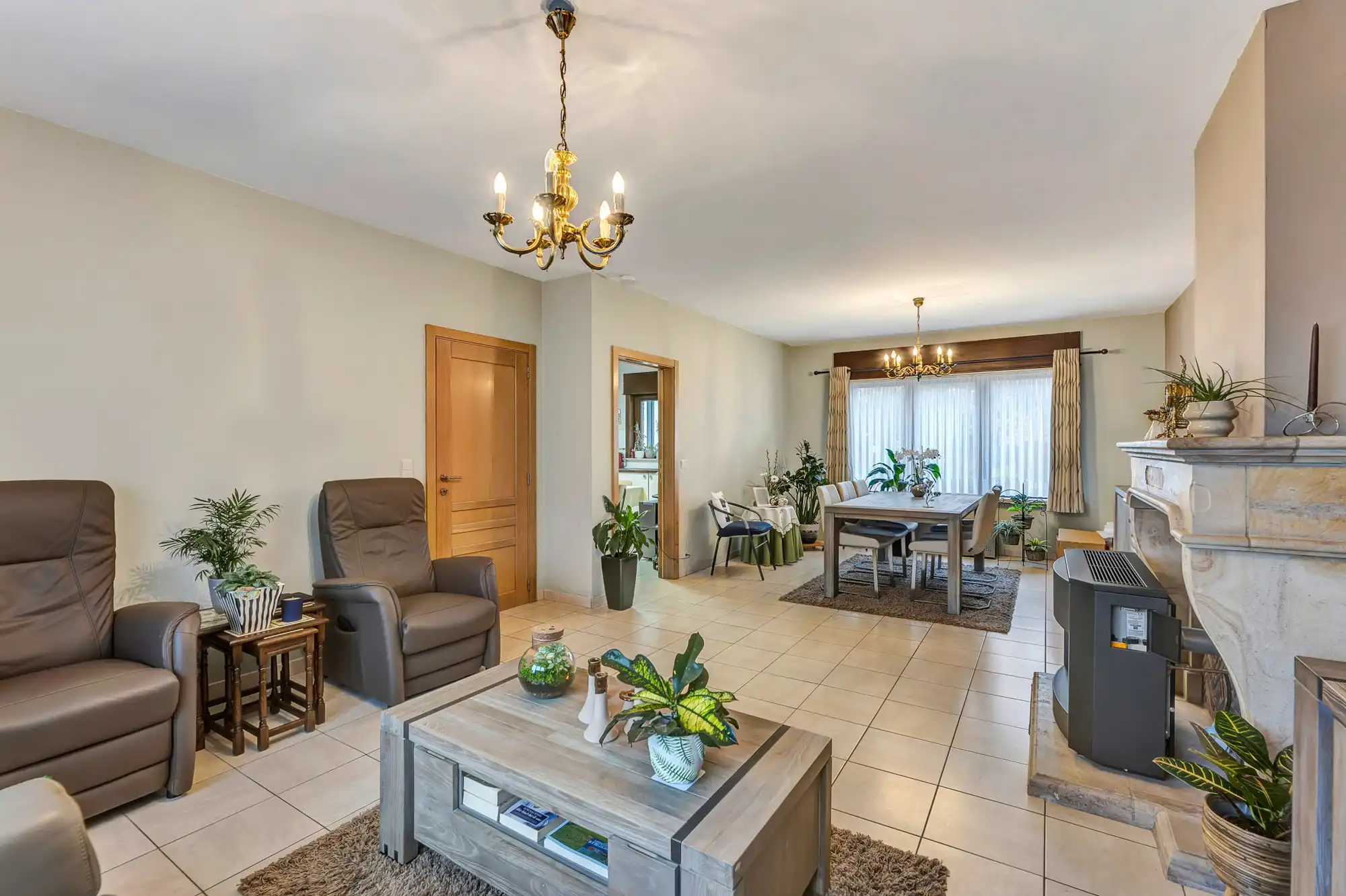 Gezellige en solide woning te Onze-Lieve-Vrouw-Lombeek foto 6