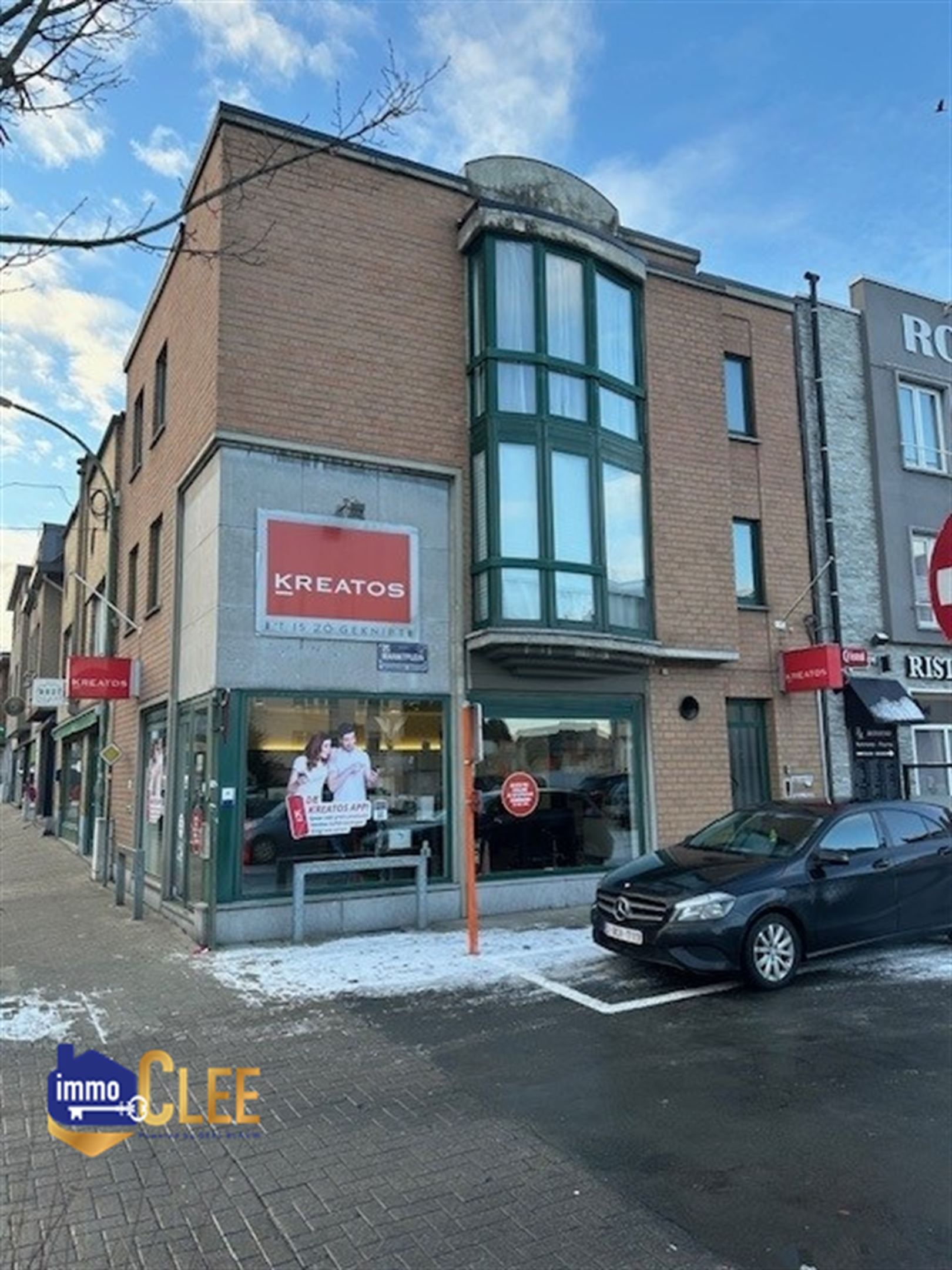 Instapklaar 2-slaapkamerappartement in het hart van Landen foto {{pictureIndex}}