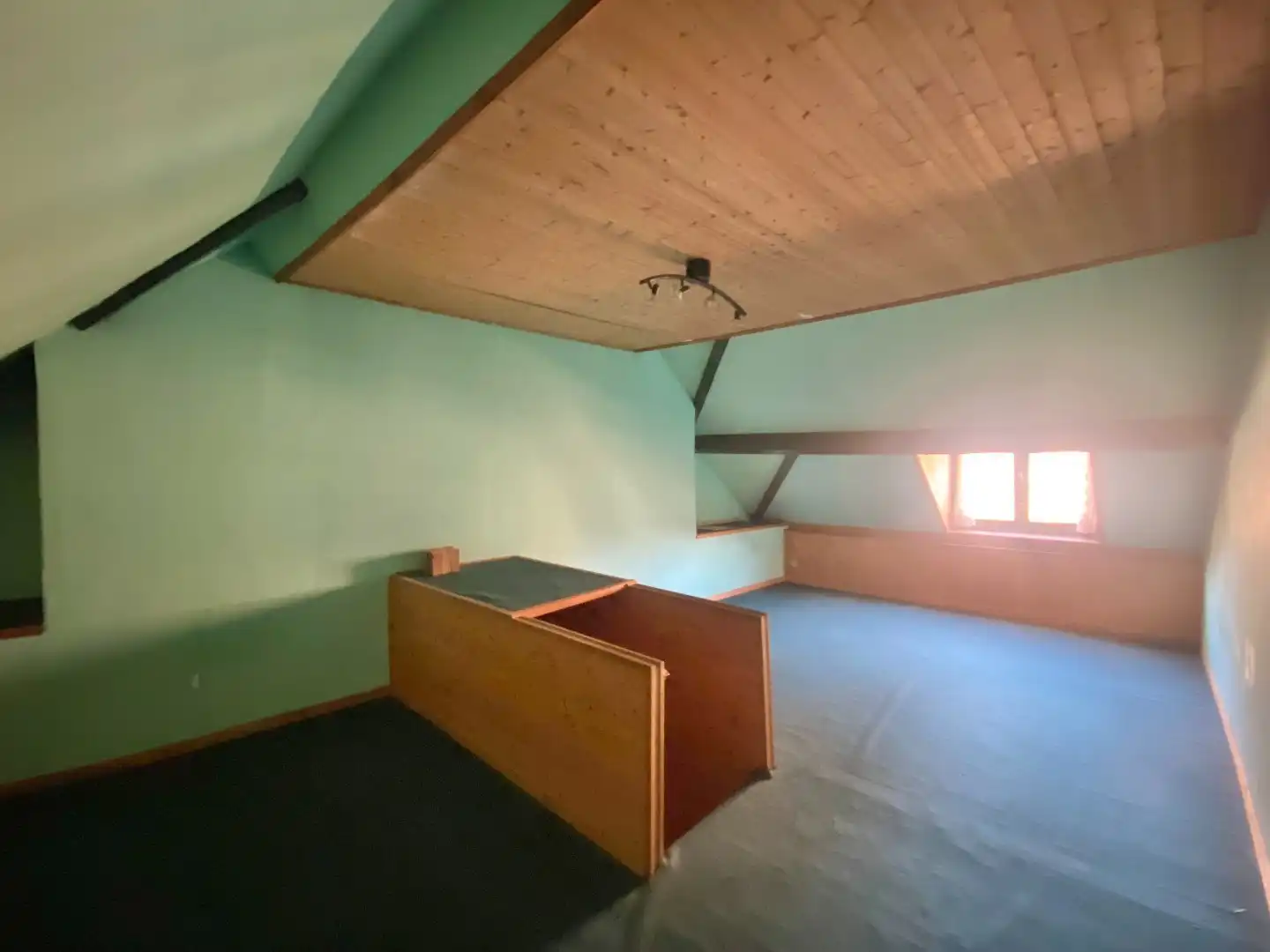 RUIM HANDELSPAND MET TAL VAN MOGELIJKHEDEN OP CENTRUM LOCATIE foto 26