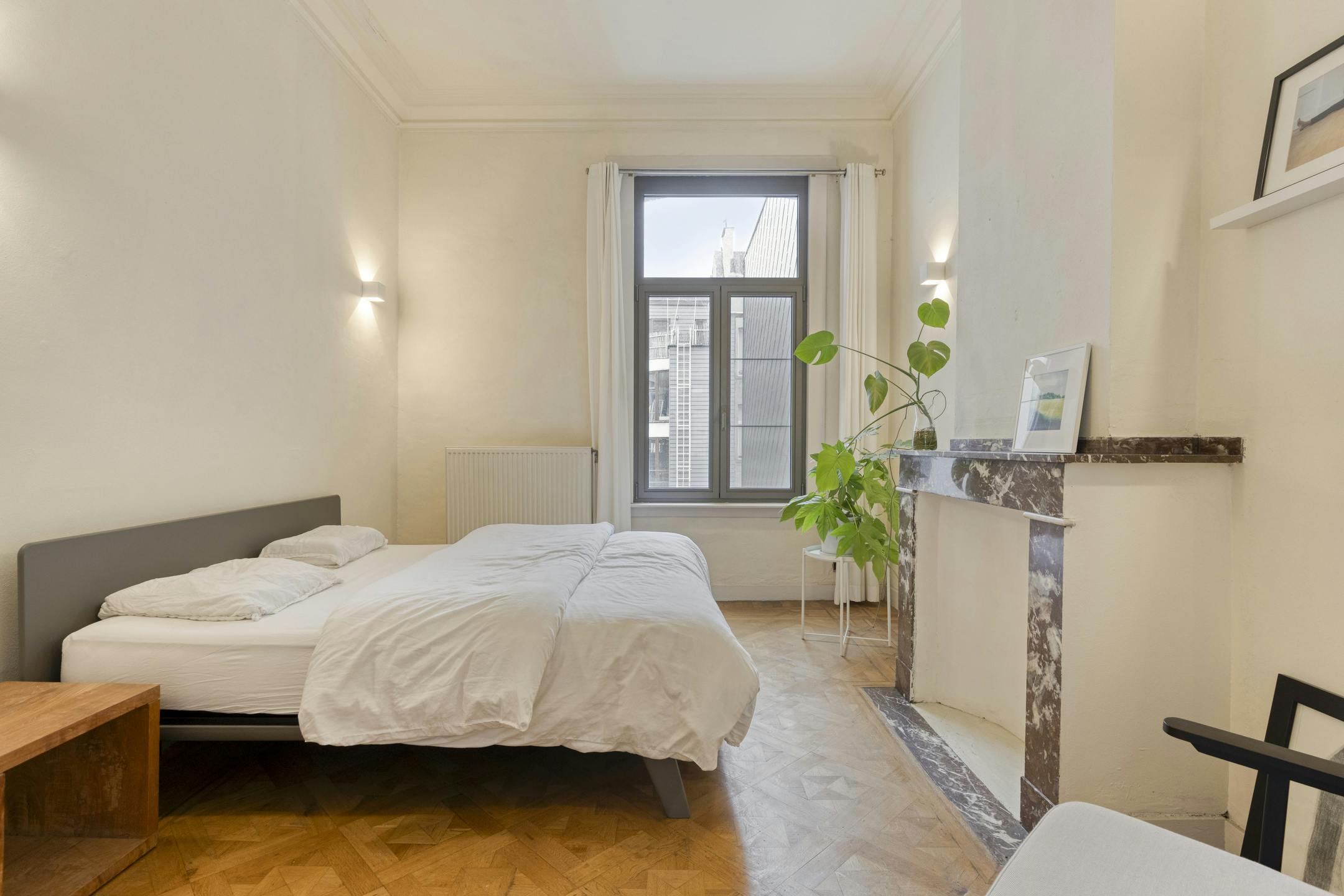 Ruim herenhuis te koop in Antwerpen foto 13