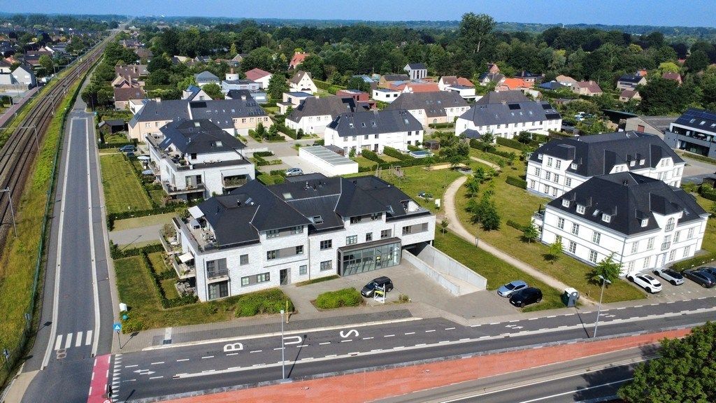 Prachtige kantoorruimte te koop vlakbij station van De Pinte foto 2