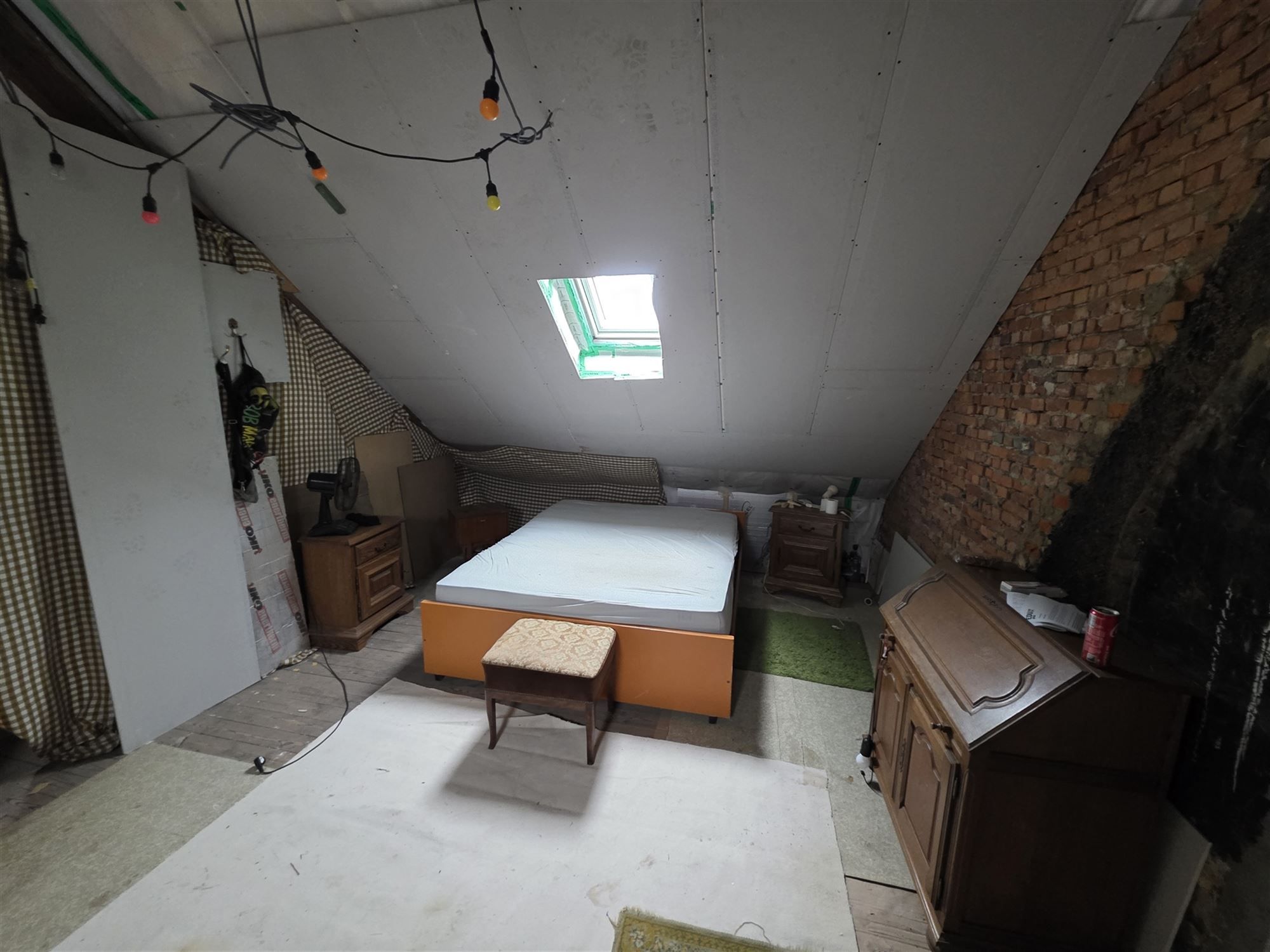 Gedeeltelijk vernieuwde boerderij op 903 m² foto 22