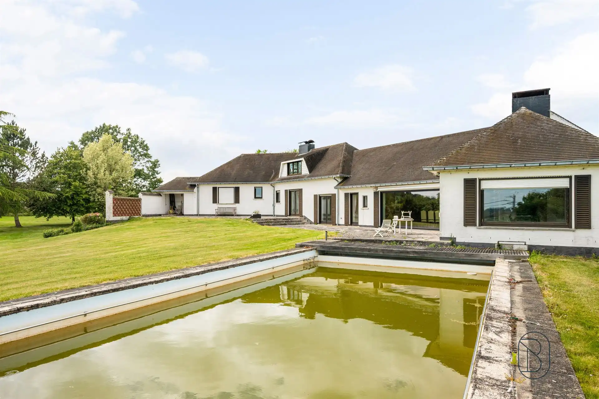 Statige villa met zwembad en uniek uitzicht op 6.401m² foto 8