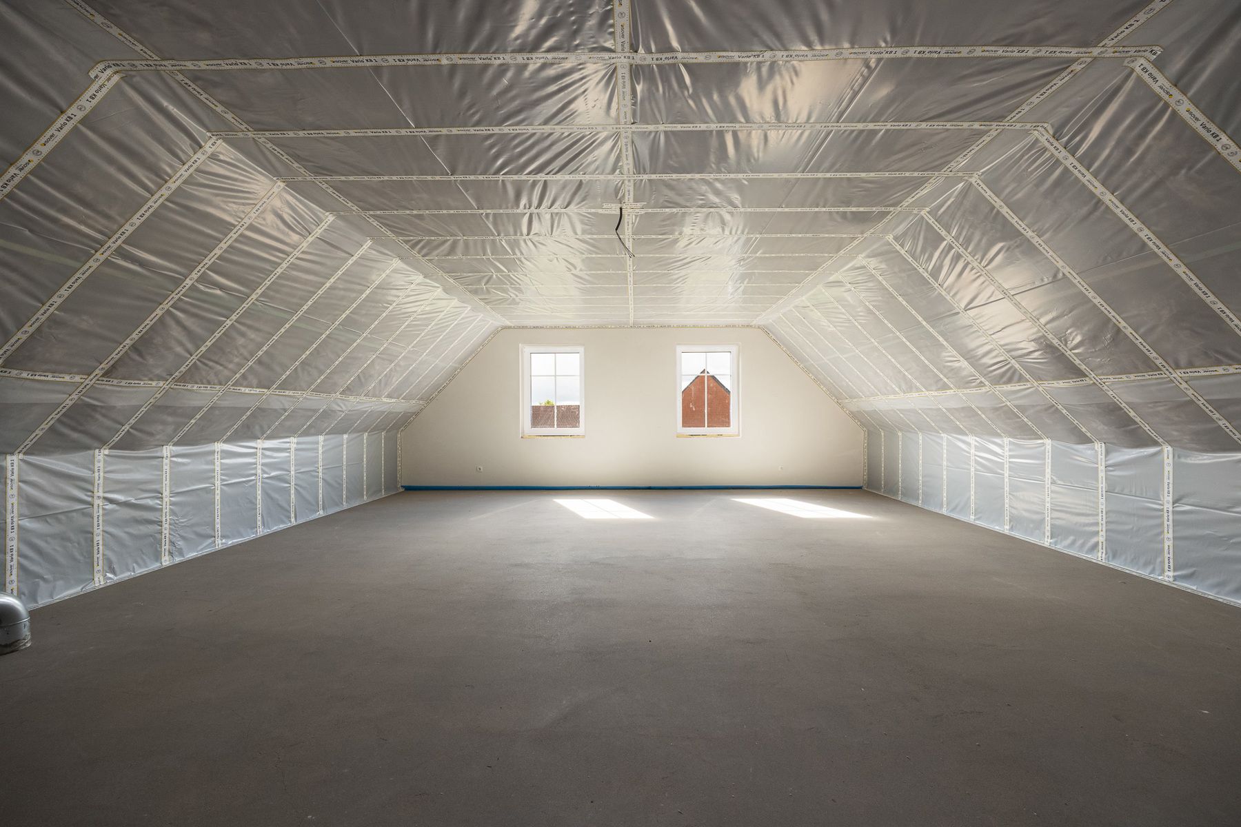 Ruime gezinswoning (ca 245 m²) met 3 slaapkamers op perceel van ca. 330 m². foto 15