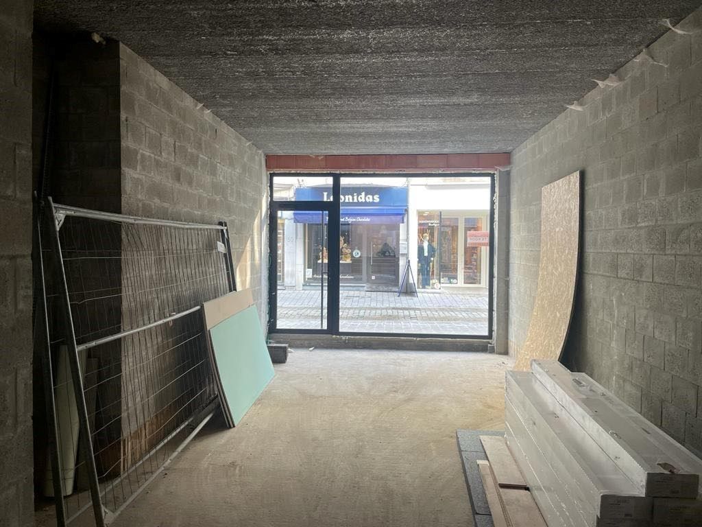 Nieuwbouw casco handelsruimte (150 m2) op centrale locatie te Lier foto 6