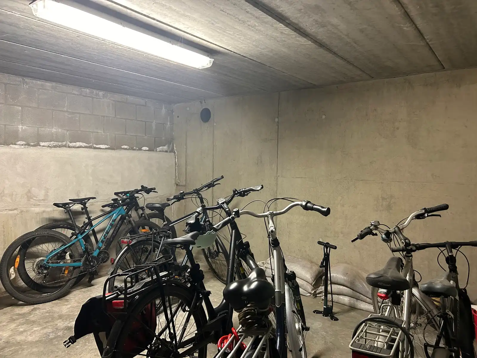 Tweeslaapkamer-appartement met terras + staanplaats  foto 16