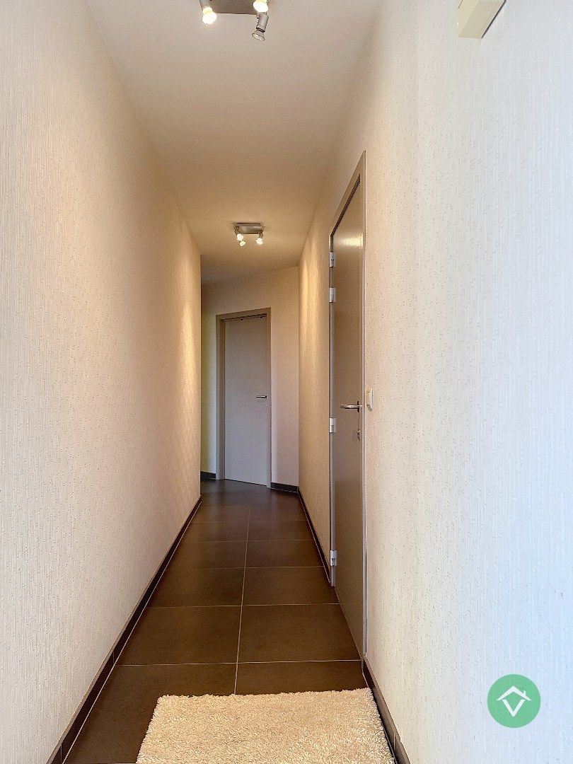 Luxe villa-appartement met dubbele garage en prachtig uitzicht in Koekelare foto 20