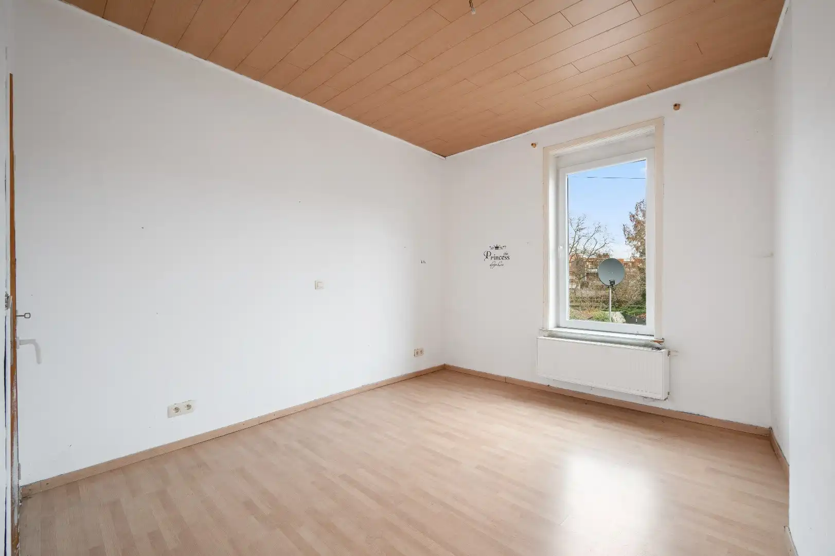 Te renoveren rijwoning te Tienen op wandelafstand van station foto 9