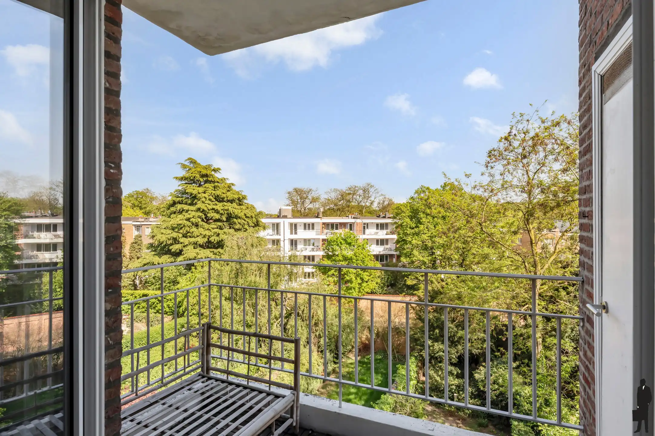Prachtig, lichtrijk appartement met terras & garage foto 13