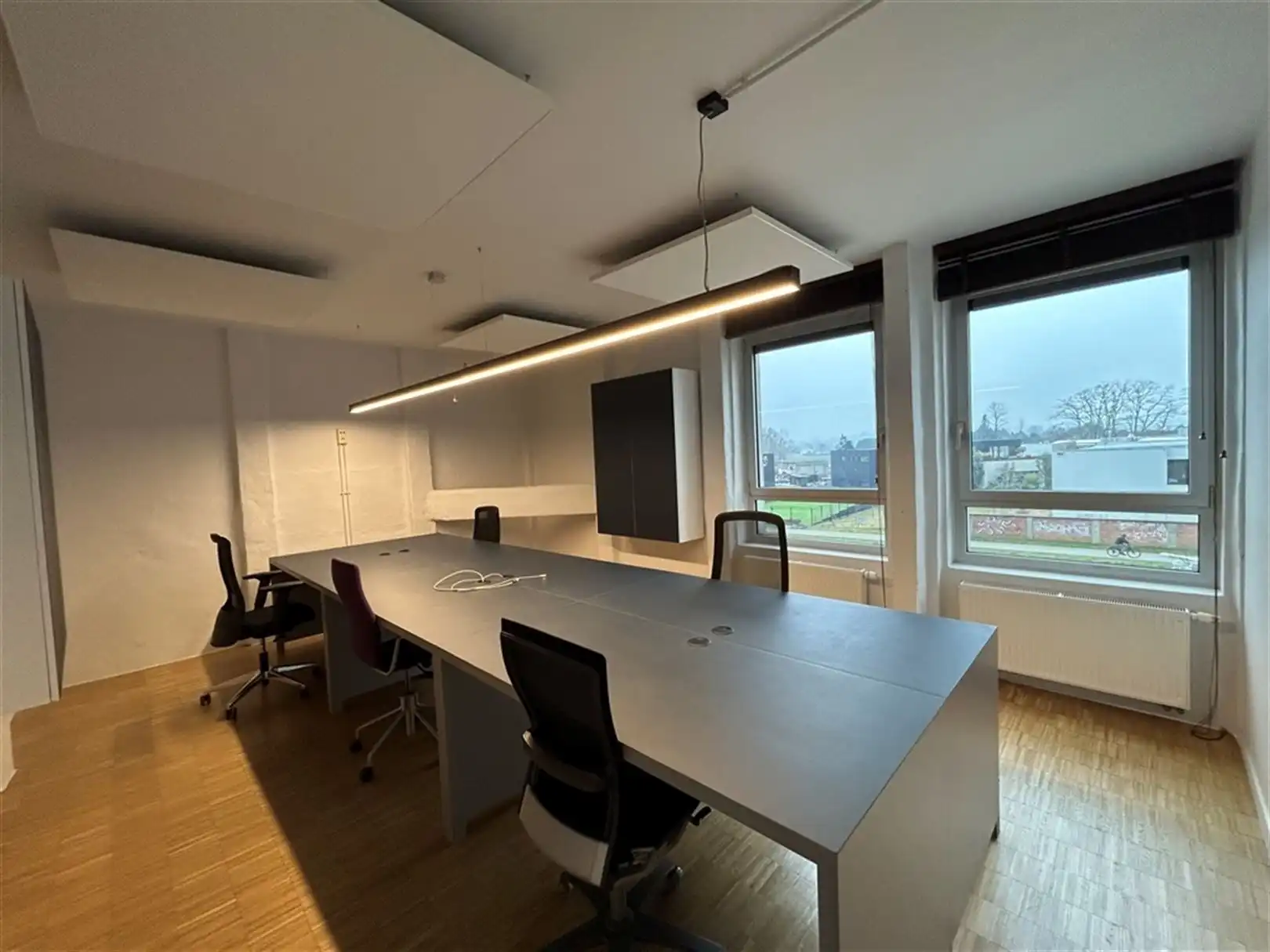 Kantoorgebouw foto 15