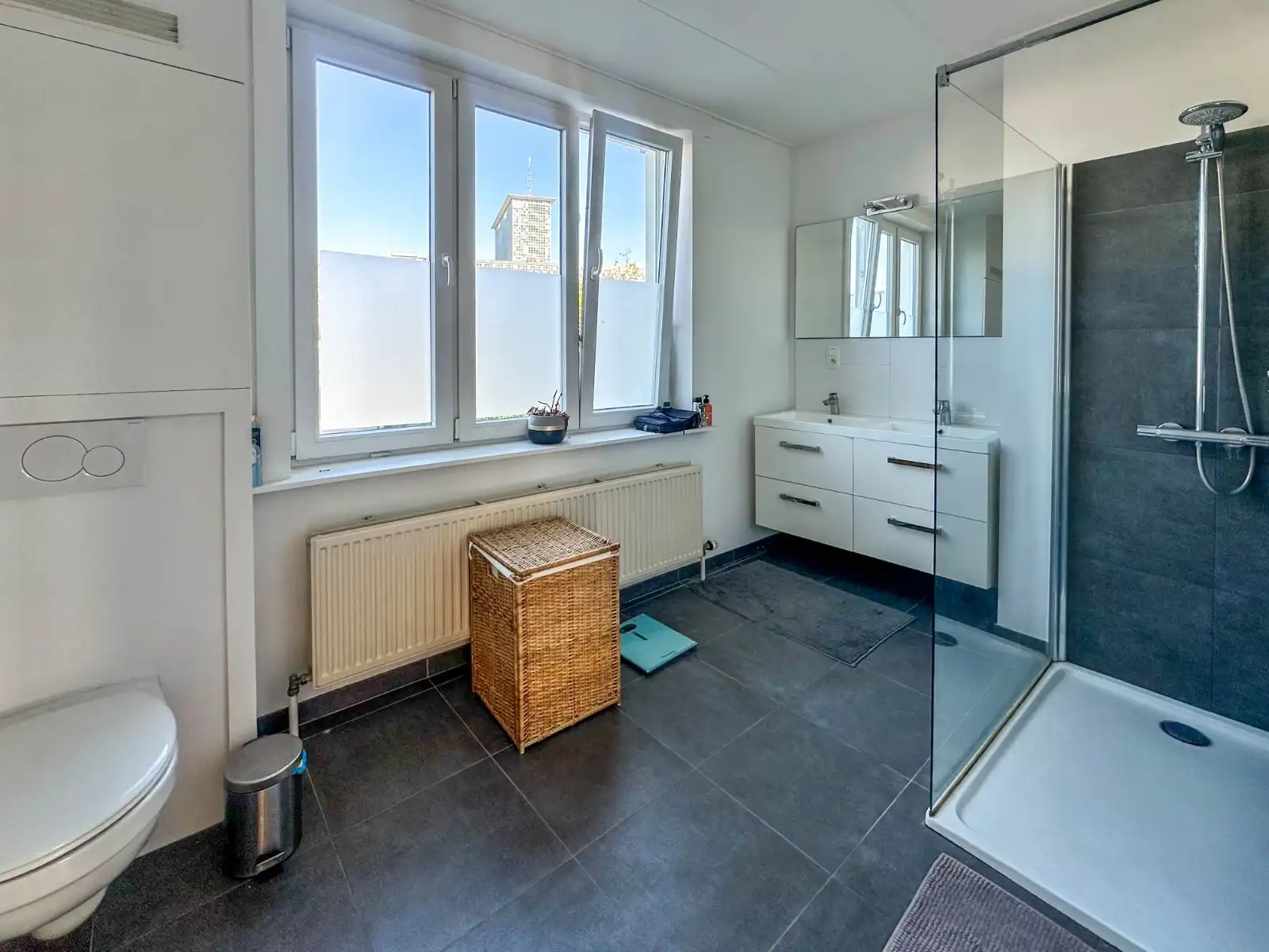 Gezellig rijhuisje met 3 slaapkamers en mezzanine in Gent (126m²) foto 25