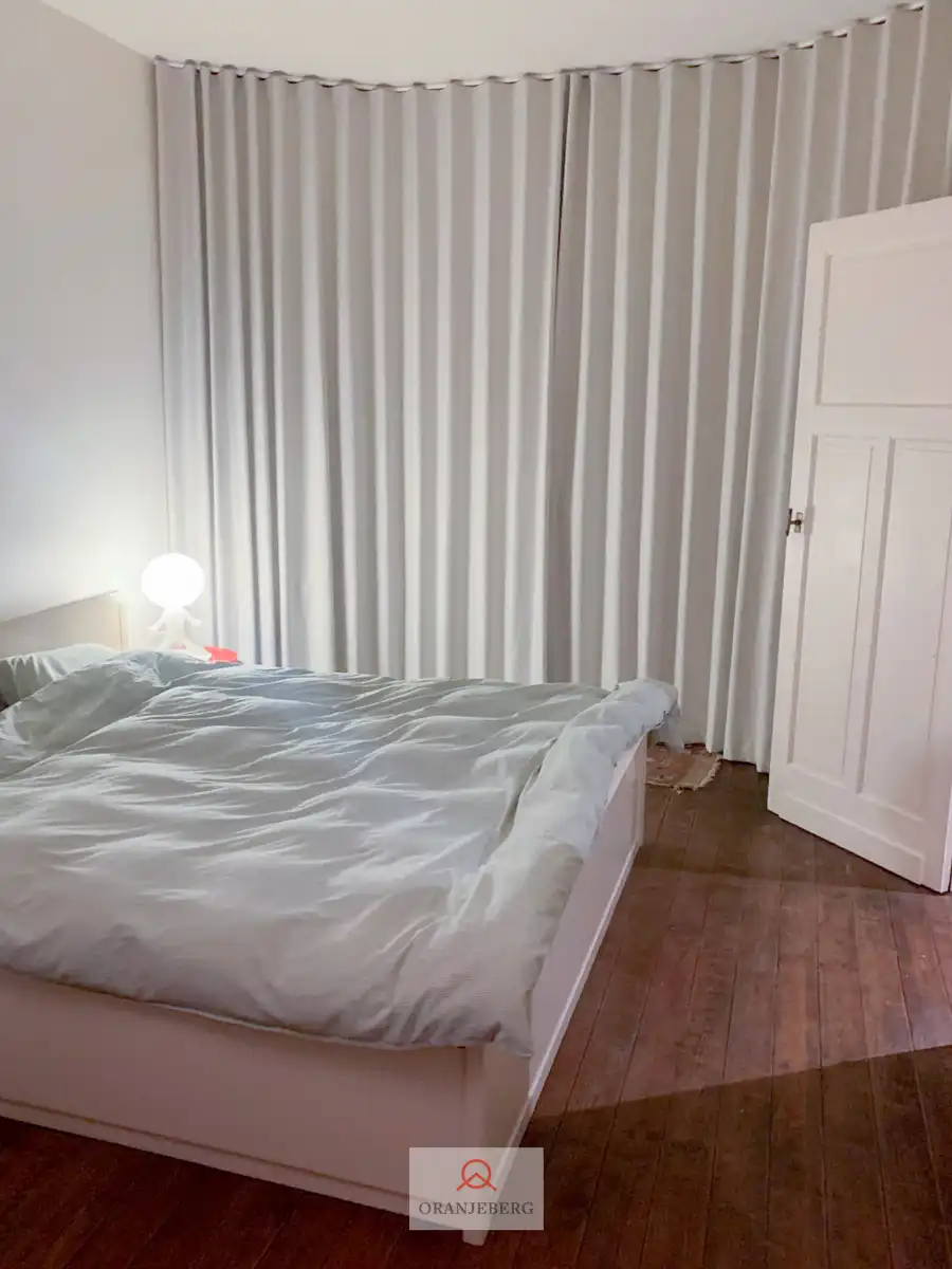Prachtig appartement met terras aan St-Pietersstation foto 24