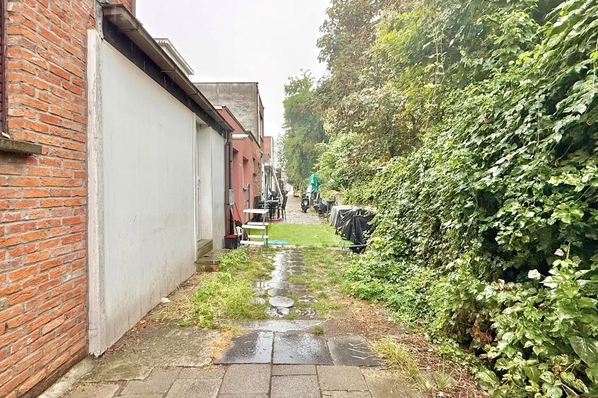 Te renoveren woning met 4 slaapkamers foto 25