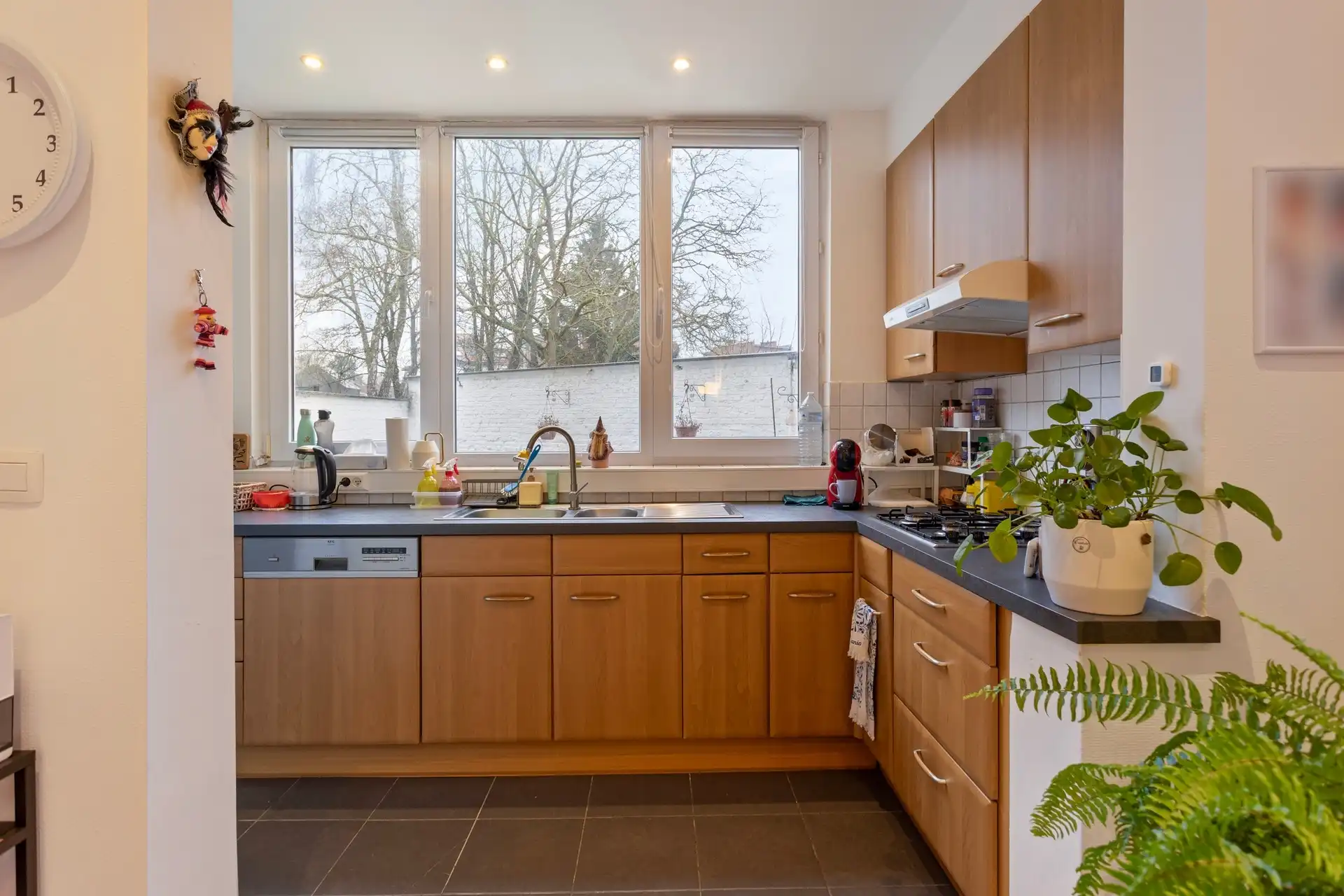 Gelijkvloers appartement met groot terras foto 6