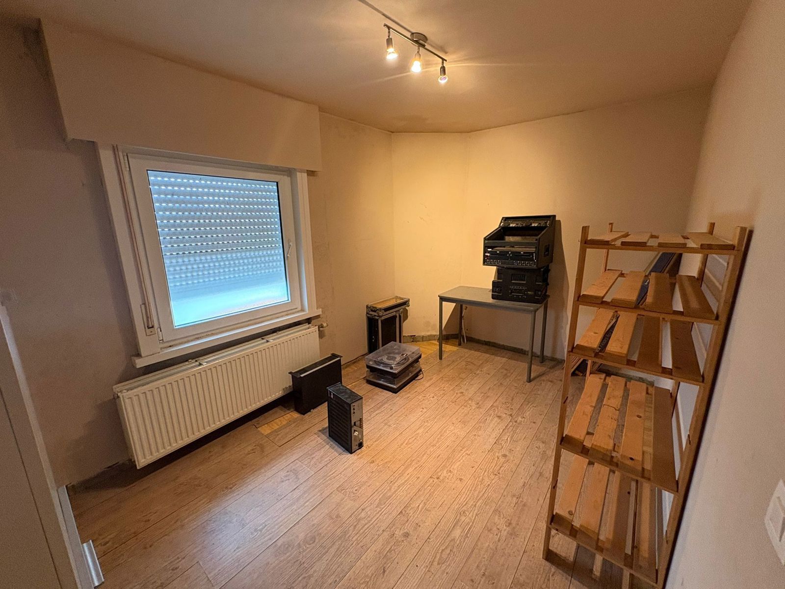 Café vrij van brouwer te huur in het centrum van Bevel foto 17