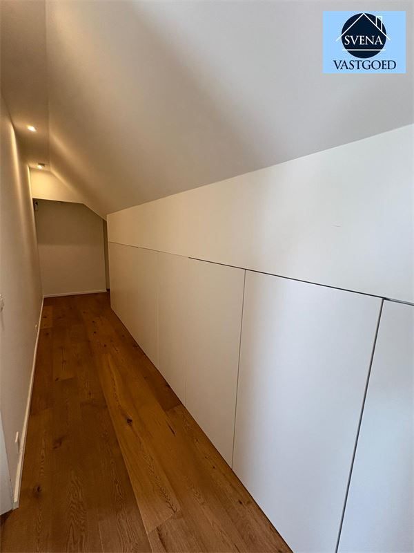 Open bebouwing met 6 kamers en 2 badkamers foto 16