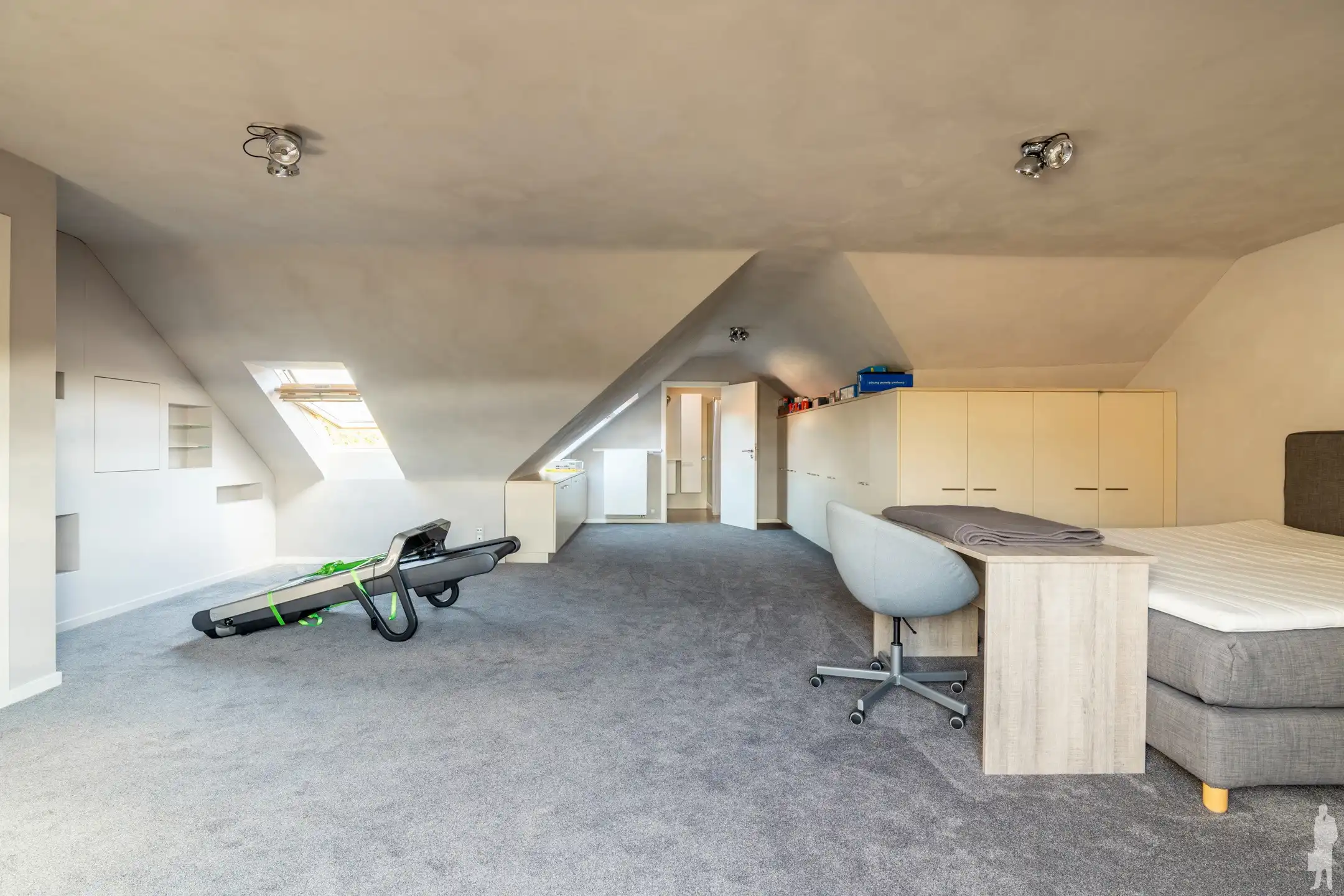Knap duplex appartement in hartje Hoogstraten foto 17