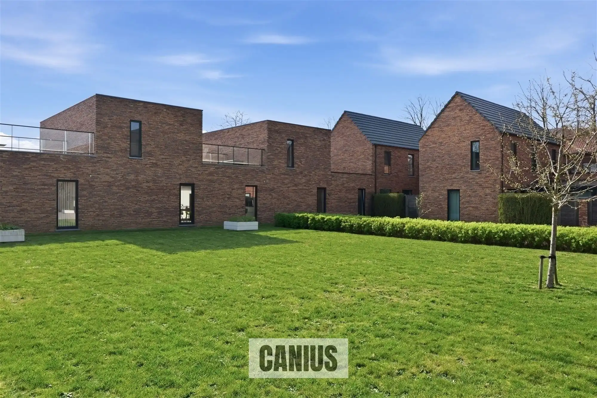 KNAPPE WONING NABIJ HET CENTRUM foto 24