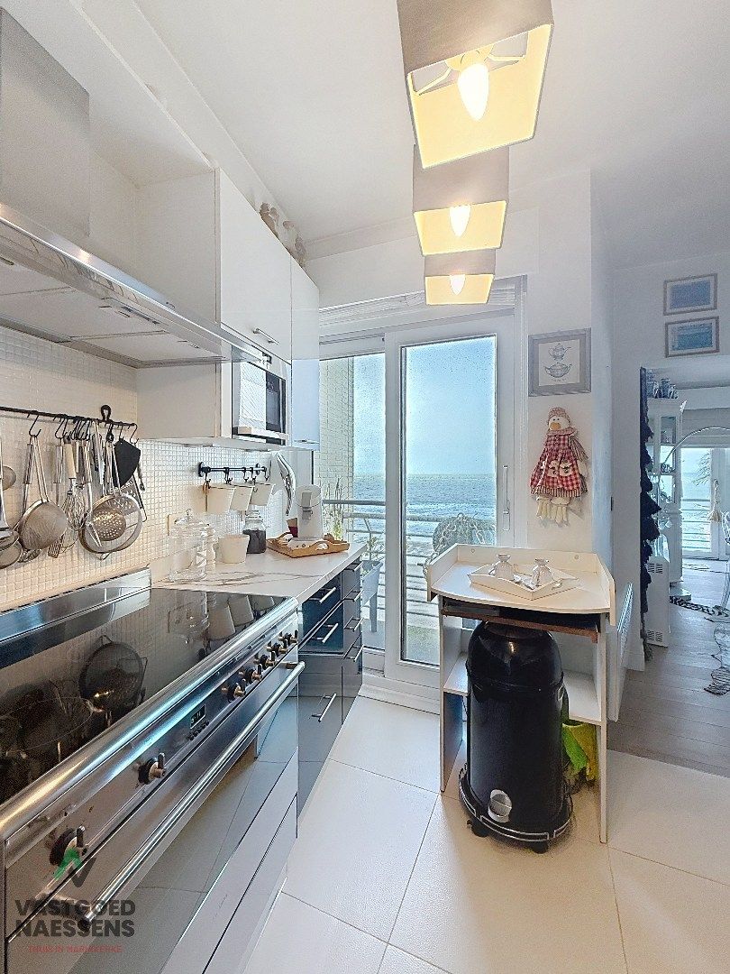 SCHITTEREND 2 SLPK APP MET ZICHT OP ZEE EN TERRAS foto 2