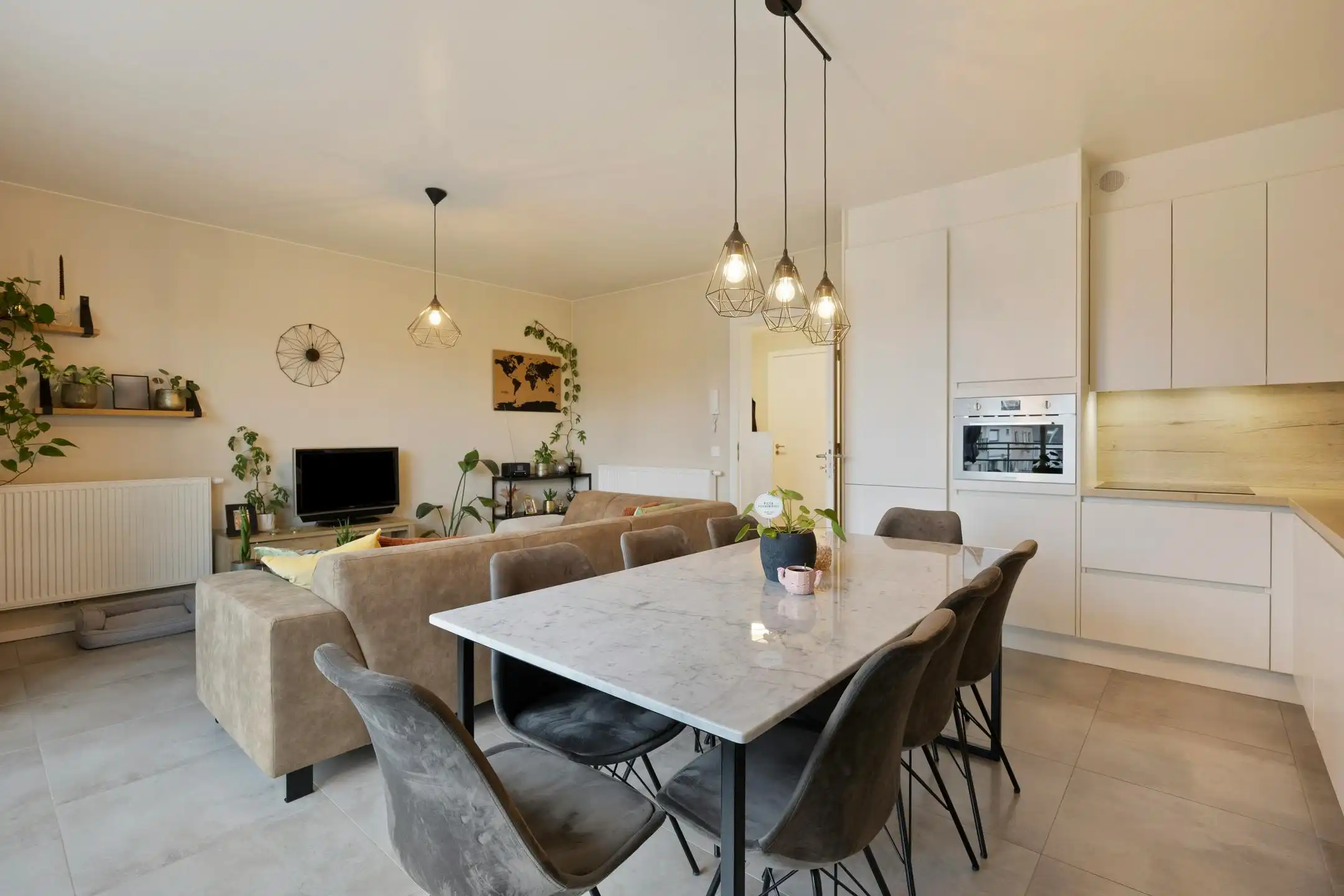 Instapklaar 1-slaapkamerappartement met terras en parking in Residentie Parkview te Vilvoorde foto 12