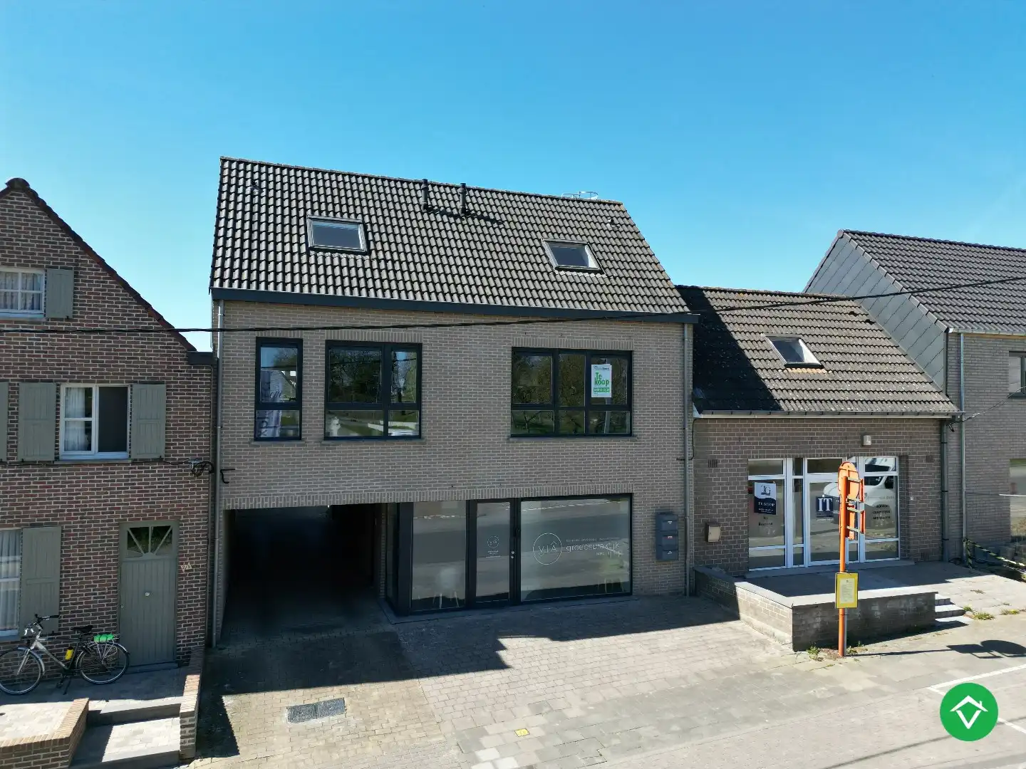 Duplexappartement met twee slaapkamers, zonneterras en parking te Moorslede  foto 25