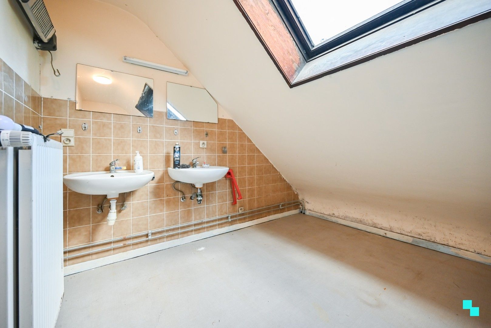 Te renoveren eengezinswoning gelegen op een perceel van ca. 300 m² foto 29