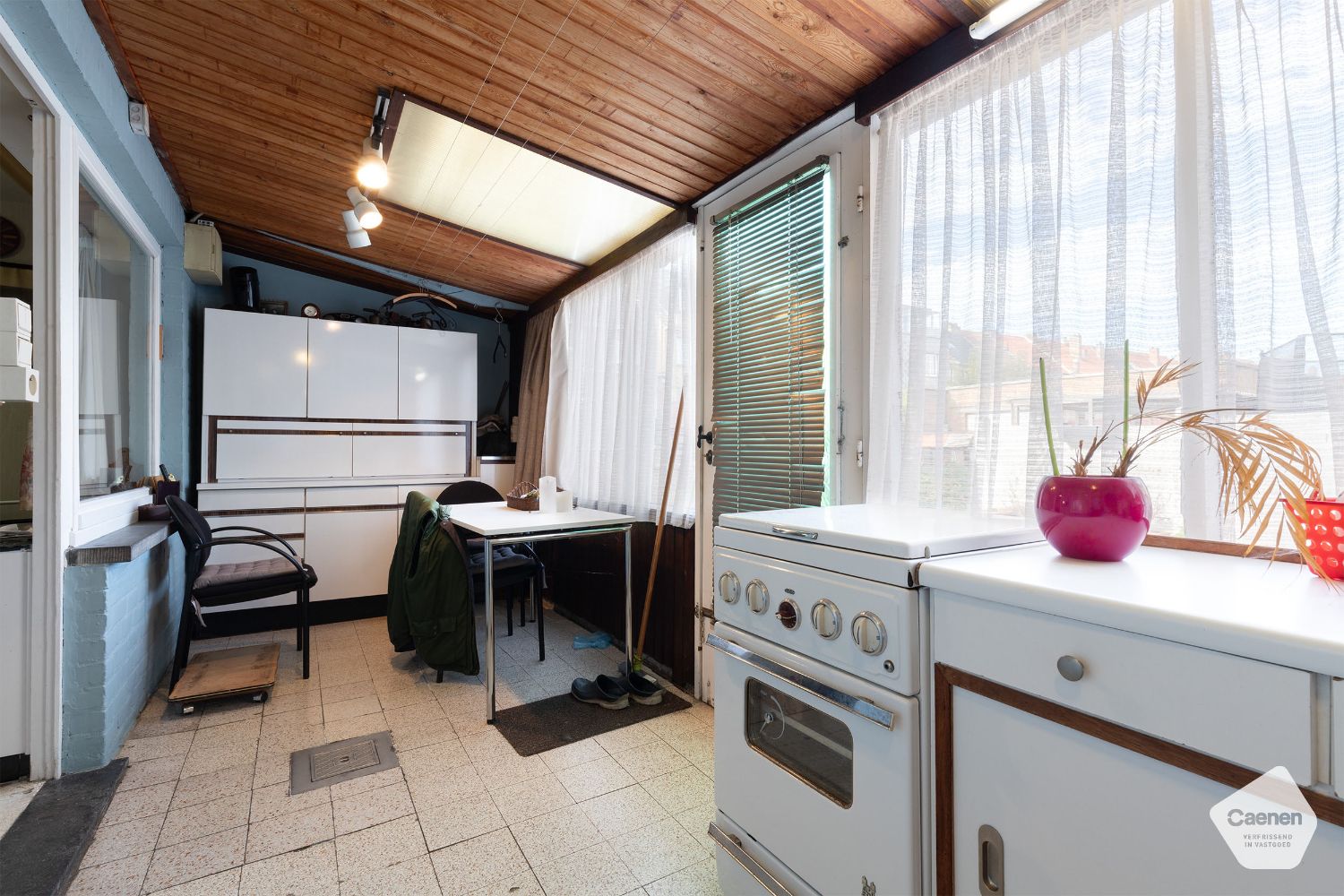 Te renoveren woning met drie slaapkamer met tal van mogelijkheden foto 22