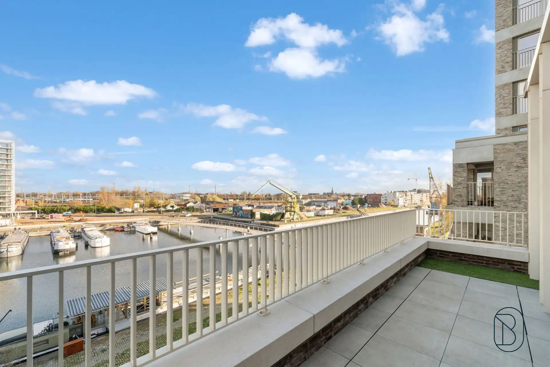 TOPGELEGEN penthouse met 2 terrassen en zicht op het Handelsdok foto 2