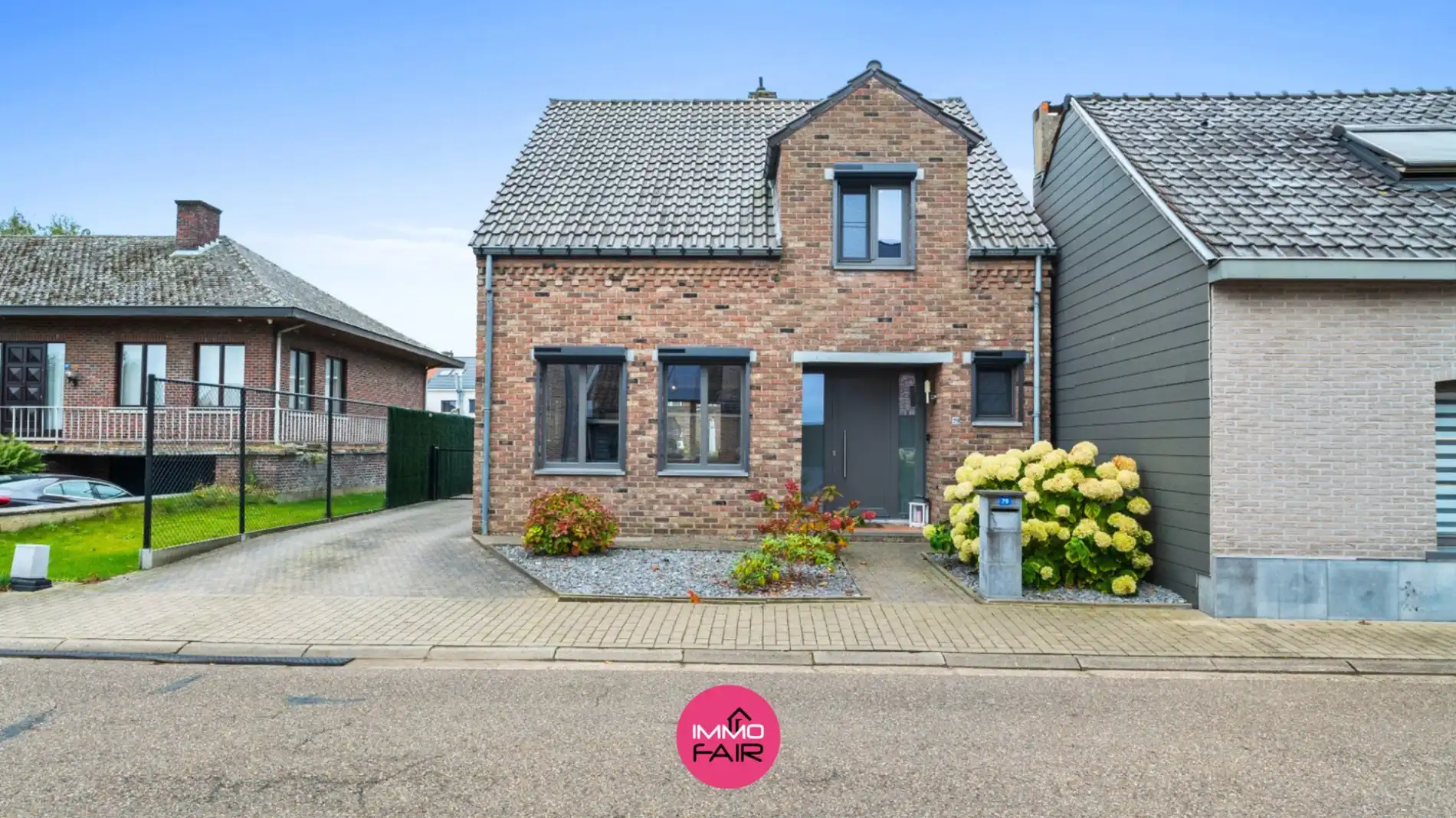 Ruime, instapklare gezinswoning op slechts een kwartiertje van Maastricht! foto 18