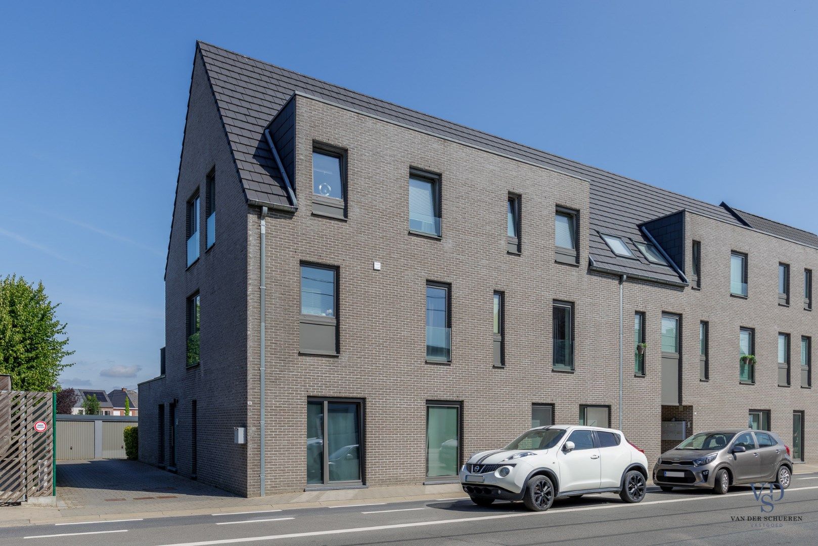 ()=>{if(producerUpdateValueVersion(node),producerAccessed(node),node.value===ERRORED)throw node.error;return node.value} Nederenamestraat 70 -/0101 - 9700 Oudenaarde
